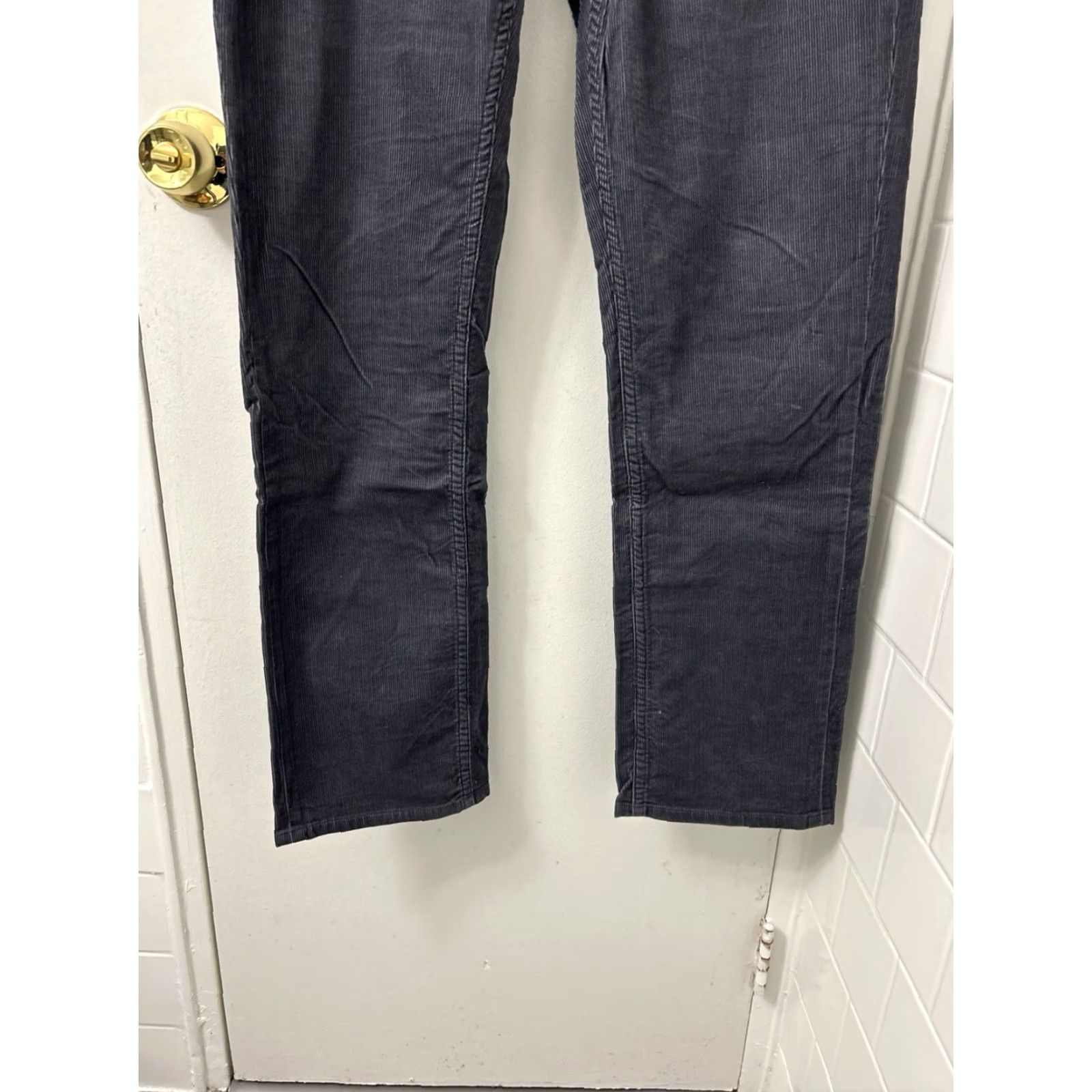 Vineyard Vines Vineyard Vines Pants Mens 32x32 Gray Corduroy 5 Pocket Zipper Button Logo Chino Trousers Size US 32 / EU 48 - 3 Thumbnail