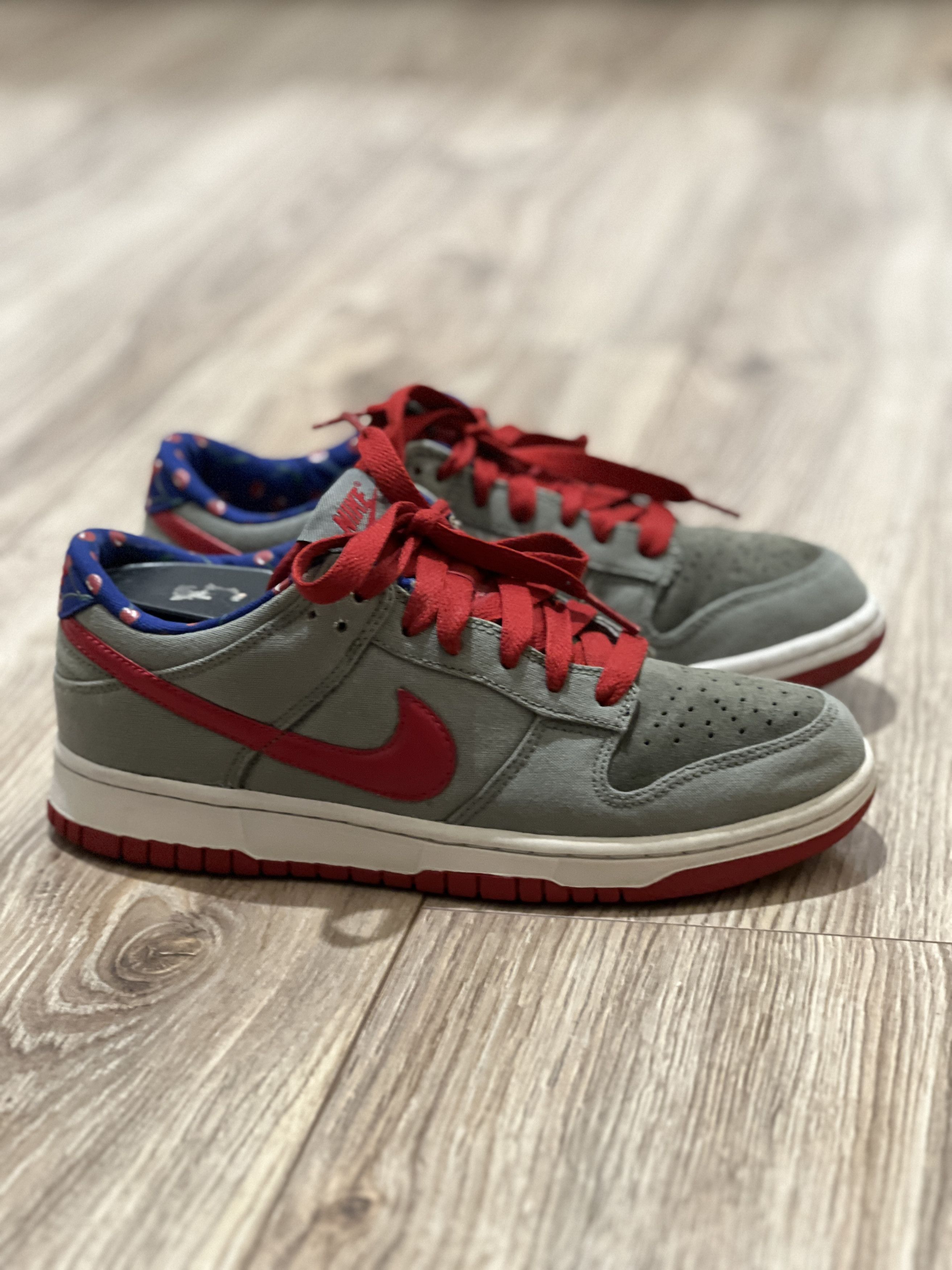 Nike × Vintage Shoes Nike Dunk Cherry x Paul Marrot Argentina 2009 Woman Size US 8 / IT 38 - 1 Thumbnail
