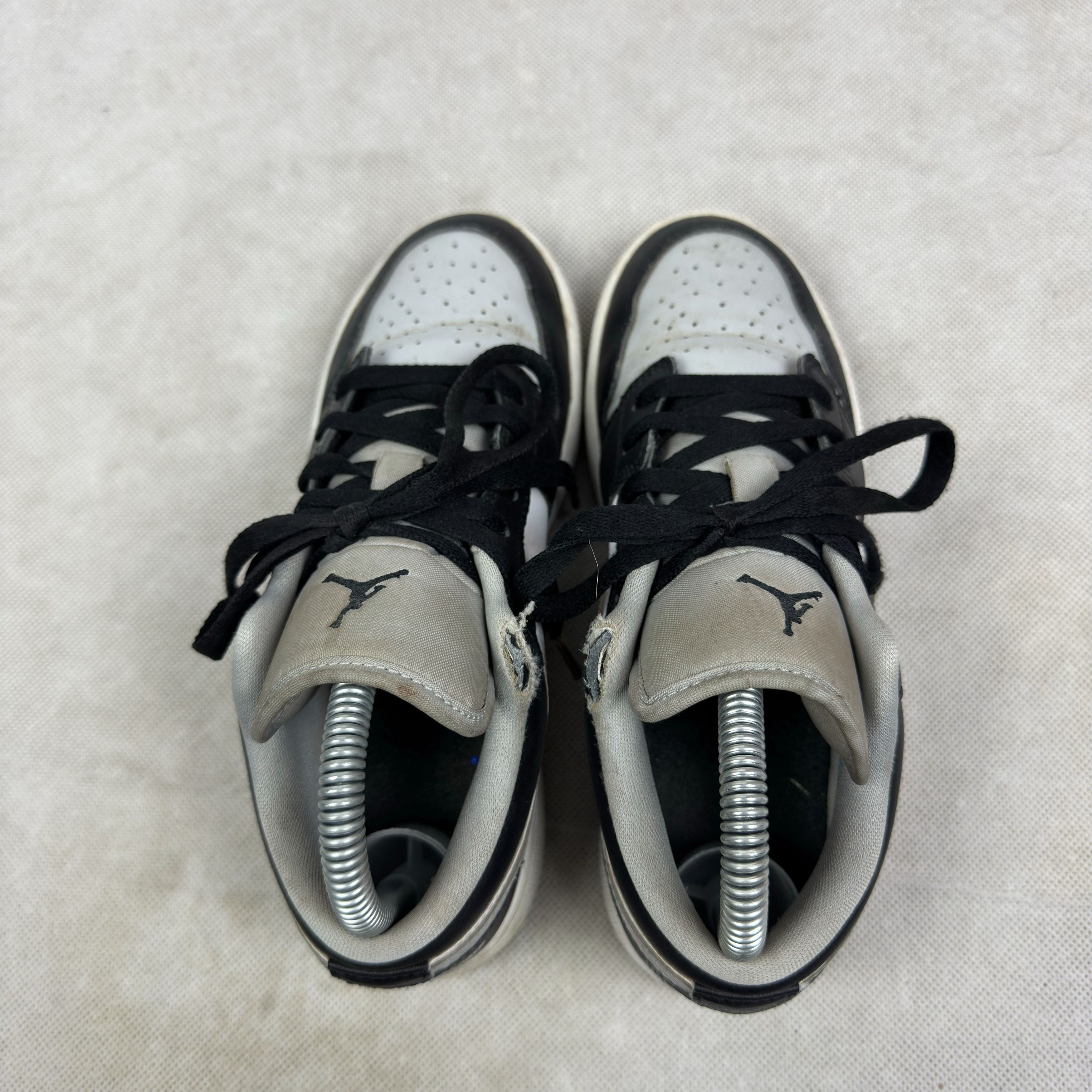 Nike Nike Air Jordan 1 Low 553560-039 4.5 Black Gray Shoes 4.5 Size US 6 / IT 36 - 3 Thumbnail