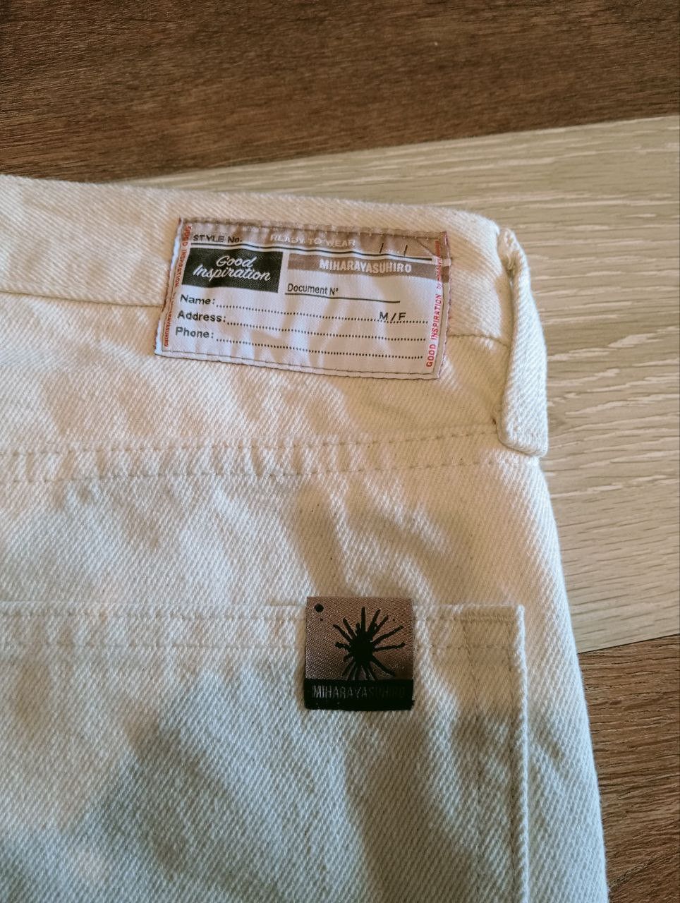 GU × Maison MIHARA YASUHIRO MIHARAYASUHIRO X GU GOOD INSPIRATION JEANS Size US 30 / EU 46 - 8 Thumbnail