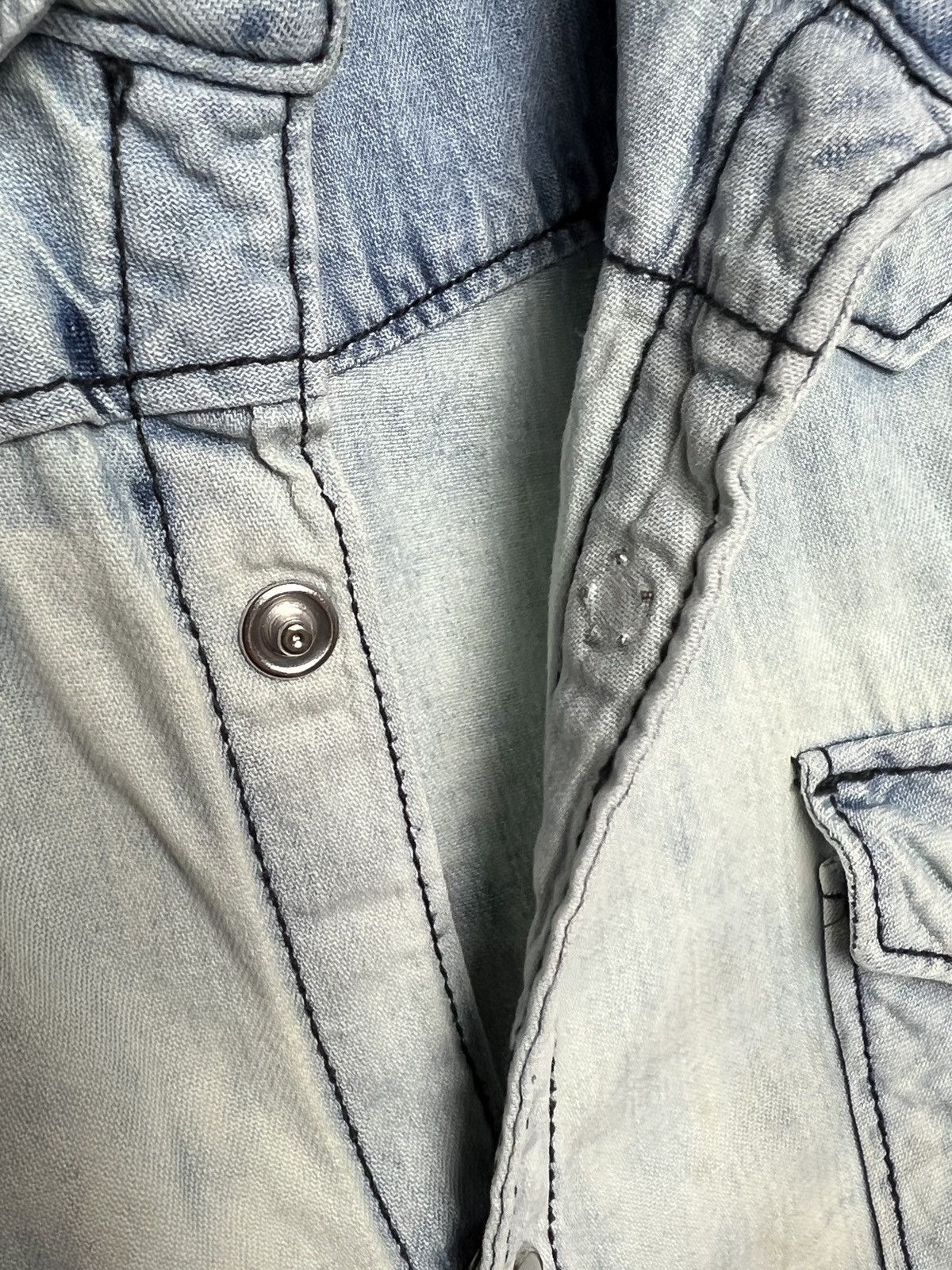 Acne Studios acne vintage bleached travis denim shirt m-l Size US L / EU 52-54 / 3 - 9 Thumbnail