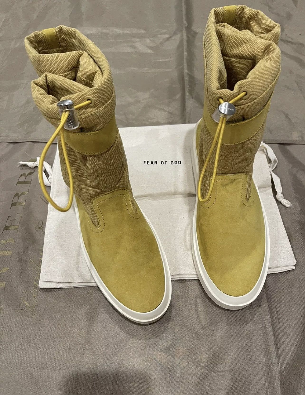 Fear of God Fear of God - Suede and Canvas Sneakers - Yellow size 41 Size US 8 / EU 41 - 2 Thumbnail