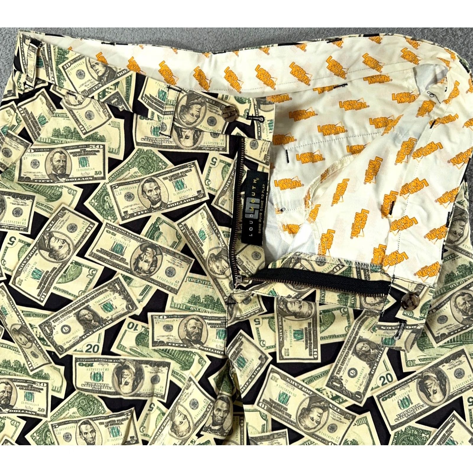 Vintage Loudmouth Golf Shorts Mens 40 Dollar Bill Cash Money Stretchy AOP Print 9 In Pants Green Cotton Blend Short Casual Mens 40 in inseam 9 in Size US 40 / EU 56 - 4 Thumbnail