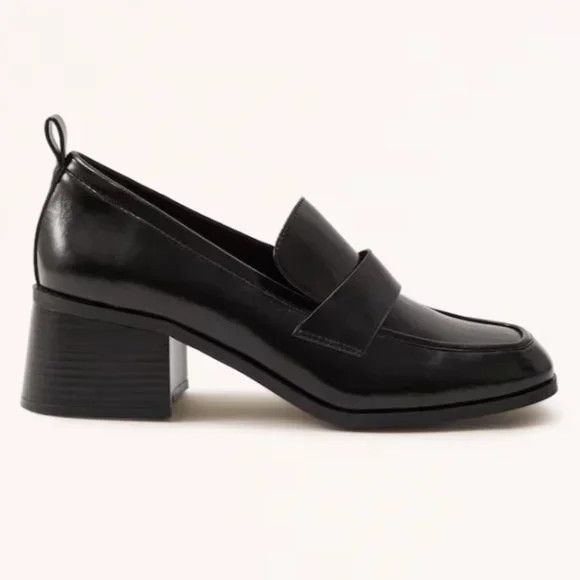 Abercrombie & Fitch A&F Womens Heeled Block Loafer *$110 RETAIL* Size US 7.5 / IT 37.5 - 1 Thumbnail