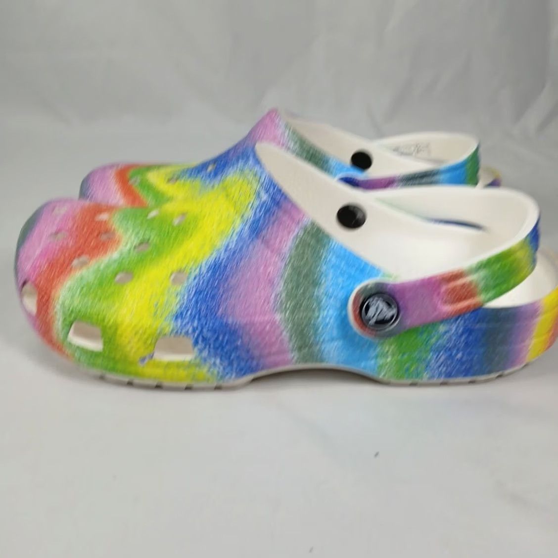 Crocs Crocs Classic Clog M8 W10 Multicolor Spray Tie Dye Rainbow Sandals Size US 10 / IT 40 - 2 Thumbnail
