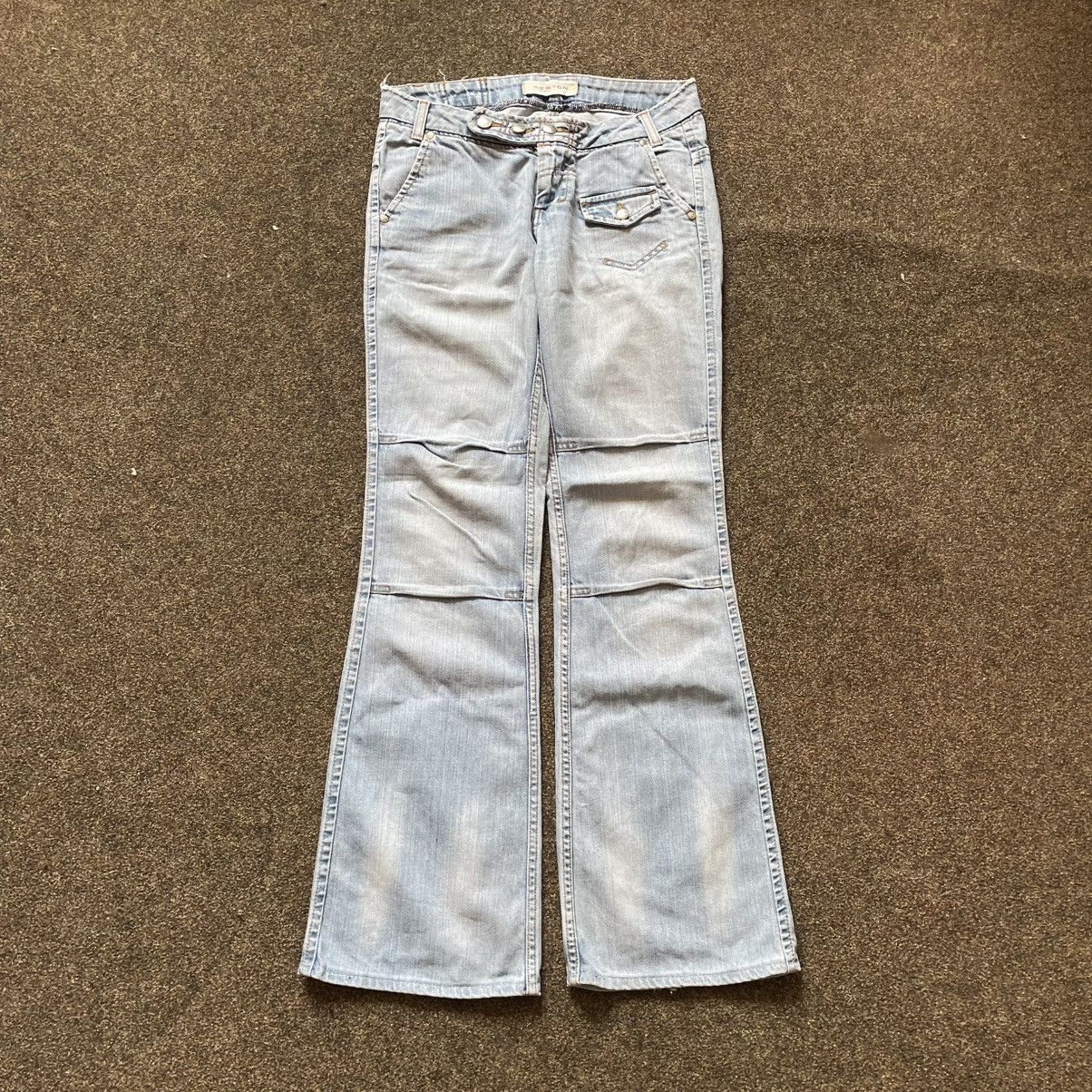 Vintage Vintage Y2K Faded Flare Jeans Bootcut Grunge Thrashed 32 Size 32" / US 10 / IT 46 - 1 Thumbnail