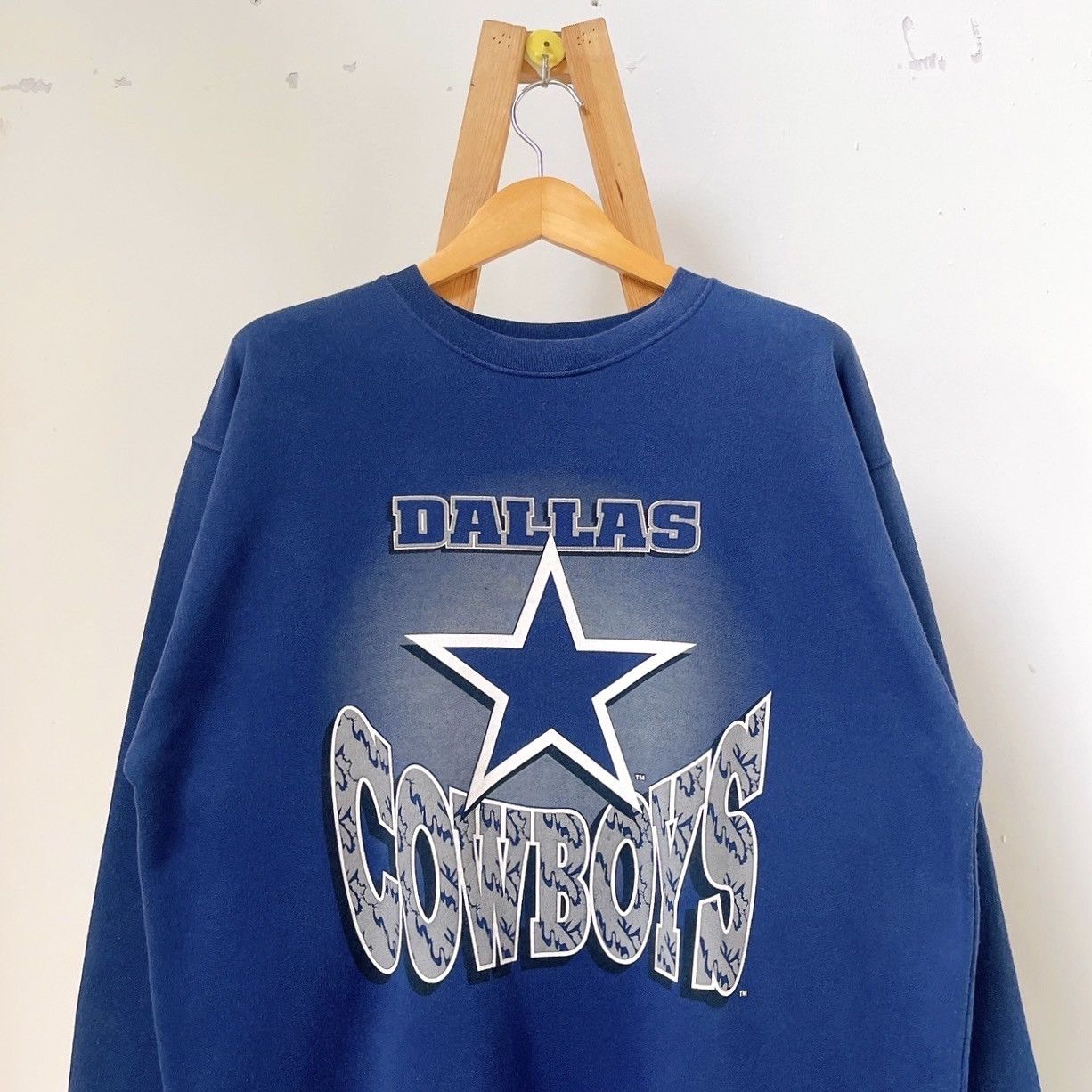Vintage 90s Dallas Cowboys NFL sweatshirt/ XL Size US XL / EU 56 / 4 - 3 Thumbnail