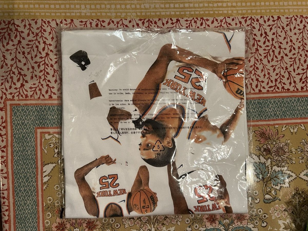 Kith Kith for New York Knicks Mikal Bridges Legend Vintage Tee Size US XL / EU 56 / 4 - 7 Thumbnail