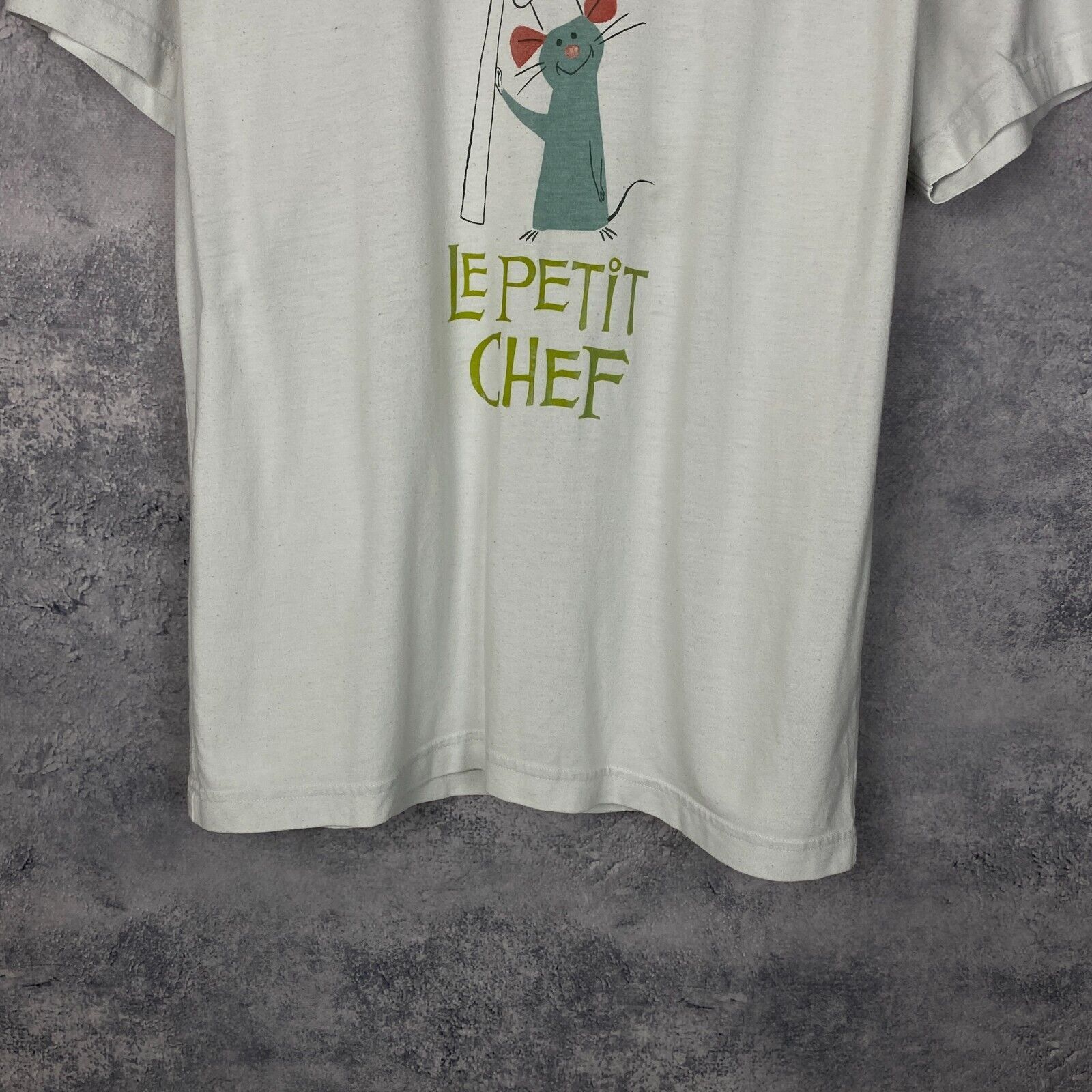 Uniqlo UniQlo Disney Tee Le Petit Chef Men's Size M White ` Size US M / EU 48-50 / 2 - 3 Thumbnail