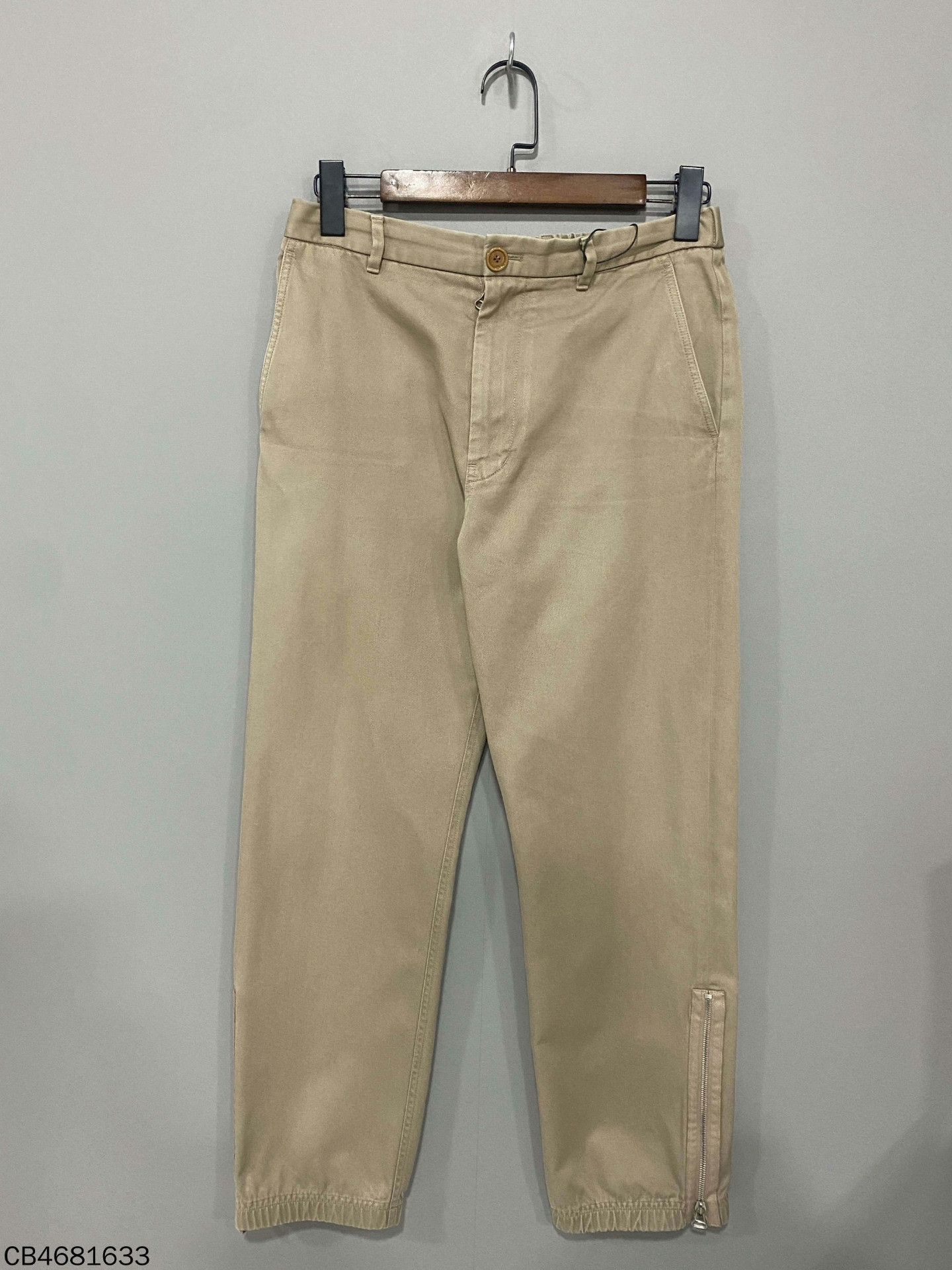 Gucci Gucci Embroidered Beige Casual Pants XS Men Size US 28 / EU 44 - 1 Thumbnail