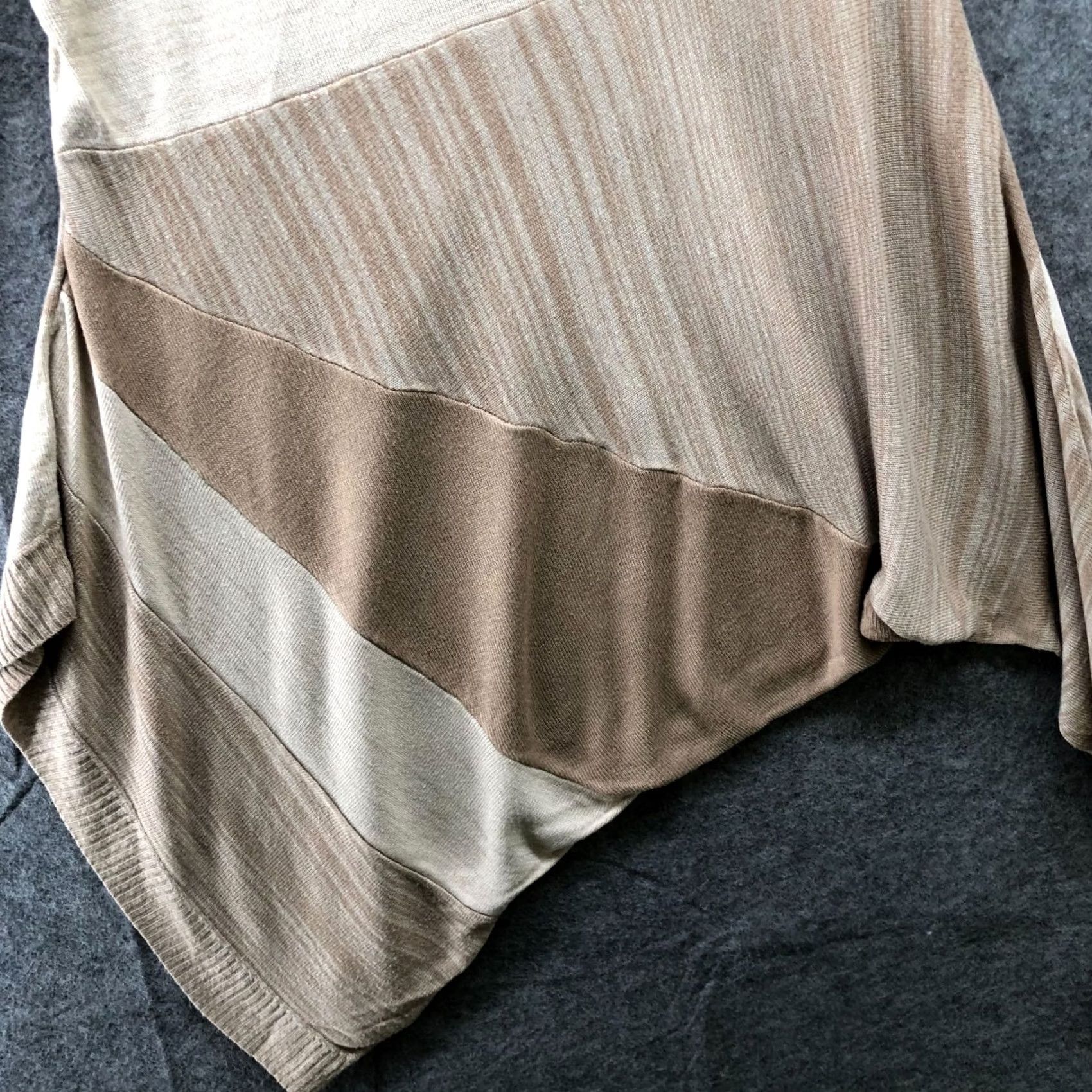 Guess GUESS Sweater Womens M Beige Brown Off Shoulder Lightweight Asymmetric Size M / US 6-8 / IT 42-44 - 4 Thumbnail