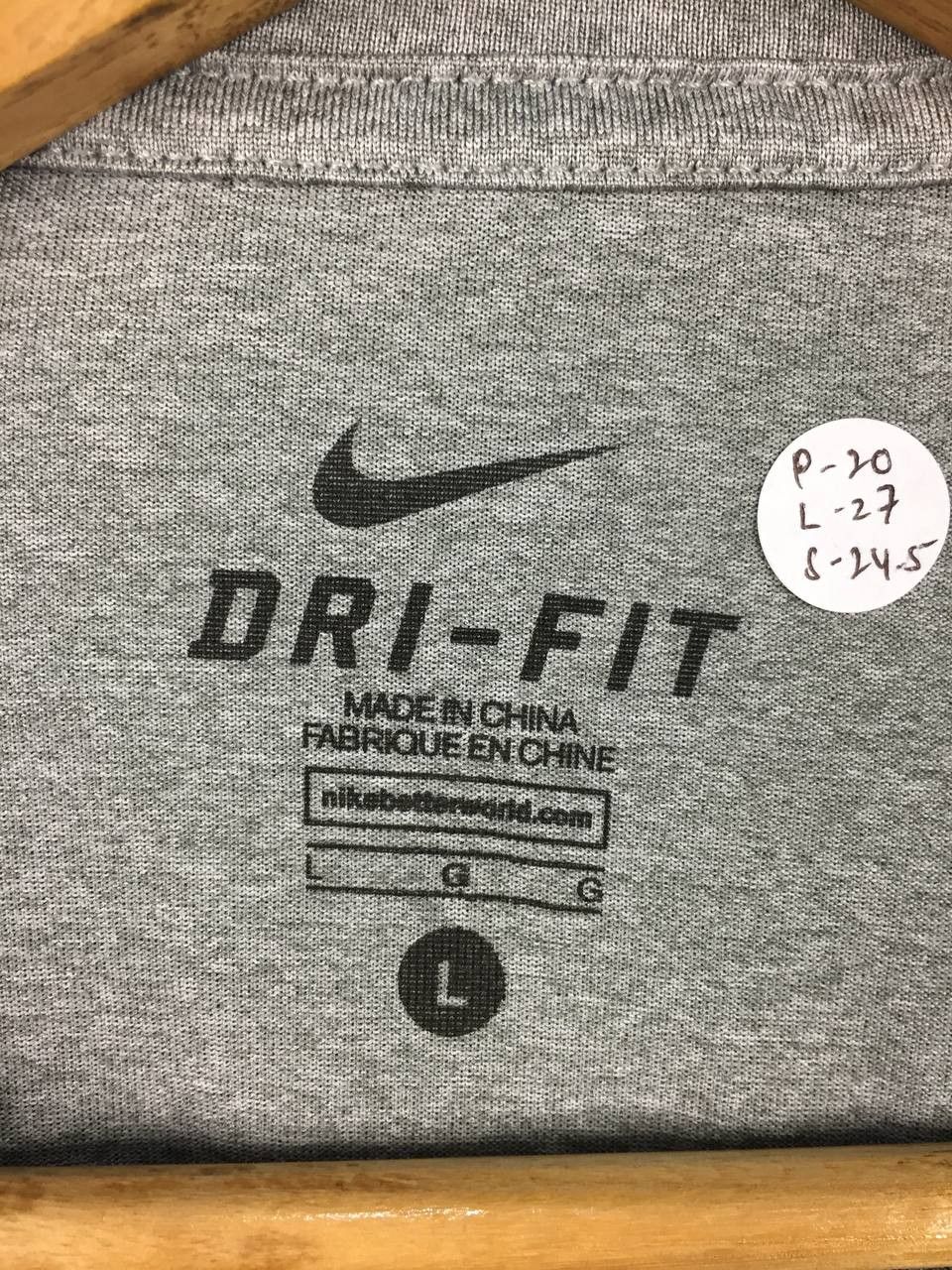 Nike Nike Dri-FIT Swoosh Logo Long Sleeve Activewear Tee Size M Size US M / EU 48-50 / 2 - 8 Thumbnail