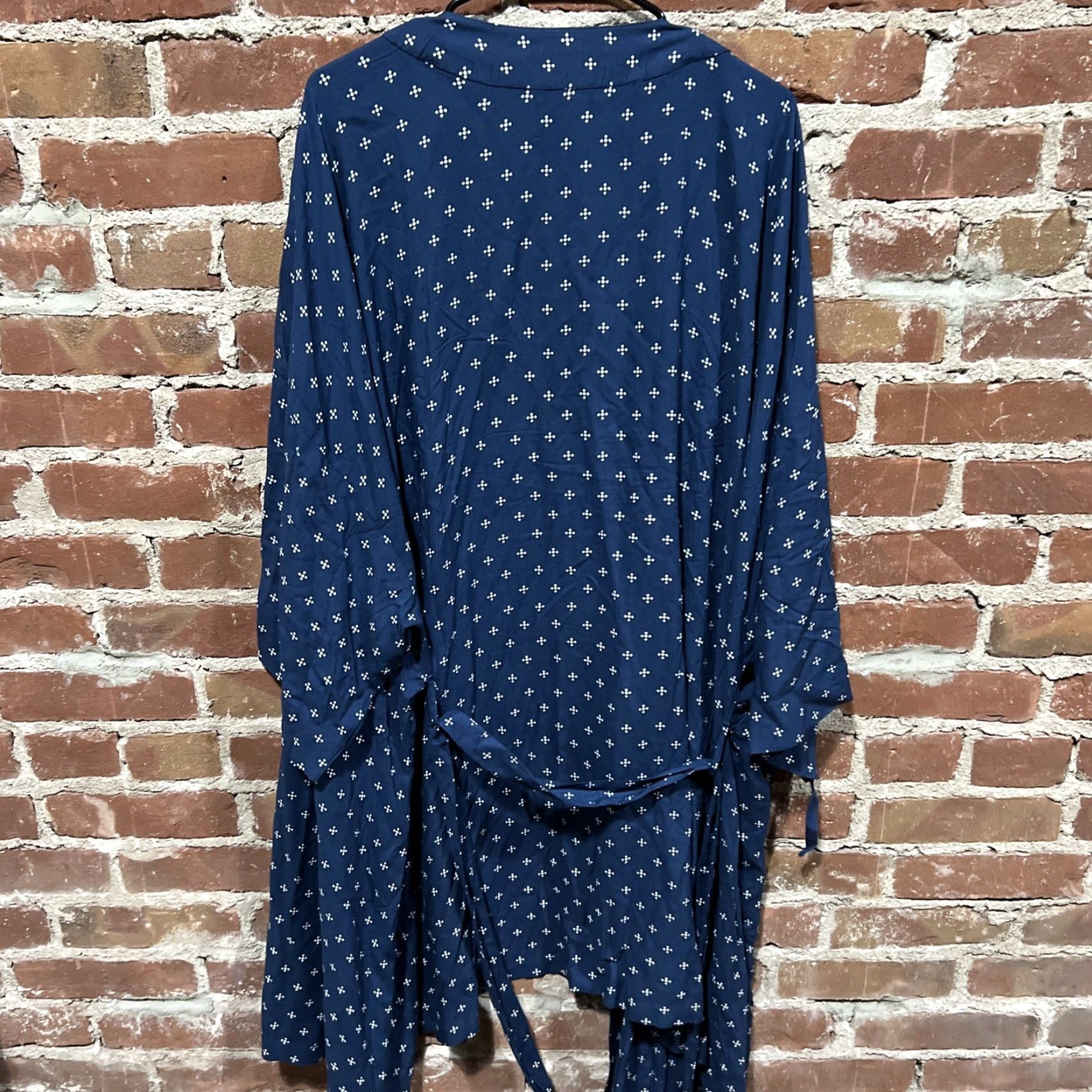 Vintage Roaman's Plus-size Wrap Dress 4X Blue Womens 3/4 Sleeve V-Neck Midi Floral Wrap Dress - Roaman's Plus Size Women Size XXL / US 16-18 / IT 52-54 - 3 Thumbnail