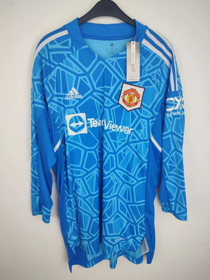 Adidas Manchester United 2022/23 Away Goalkeeper FOOTBALL Kit Size US XXL / EU 58 / 5 - 1 Thumbnail