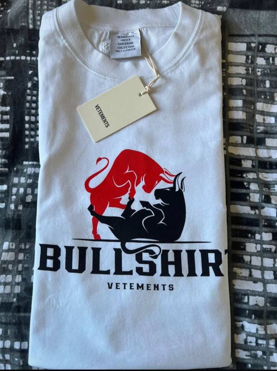 Vetements Vetements bullshirt T-Shirt Size US XS / EU 42 / 0 - 3 Thumbnail