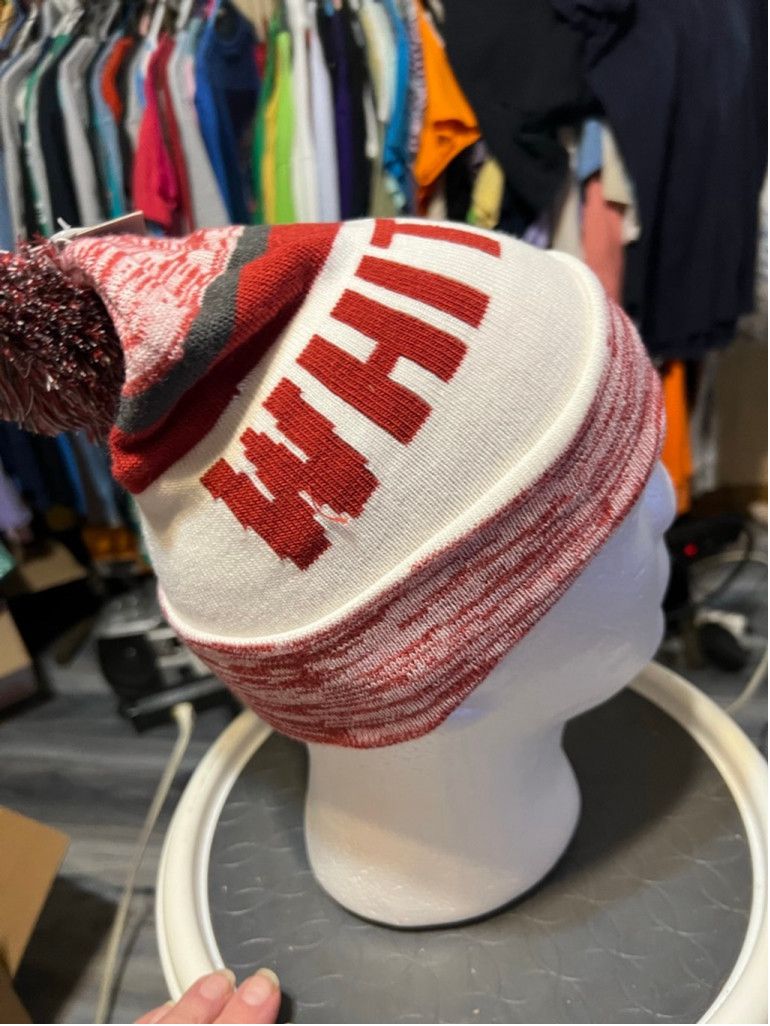 The Game The Game Beanie Hat Red/White One Size Size ONE SIZE - 4 Thumbnail