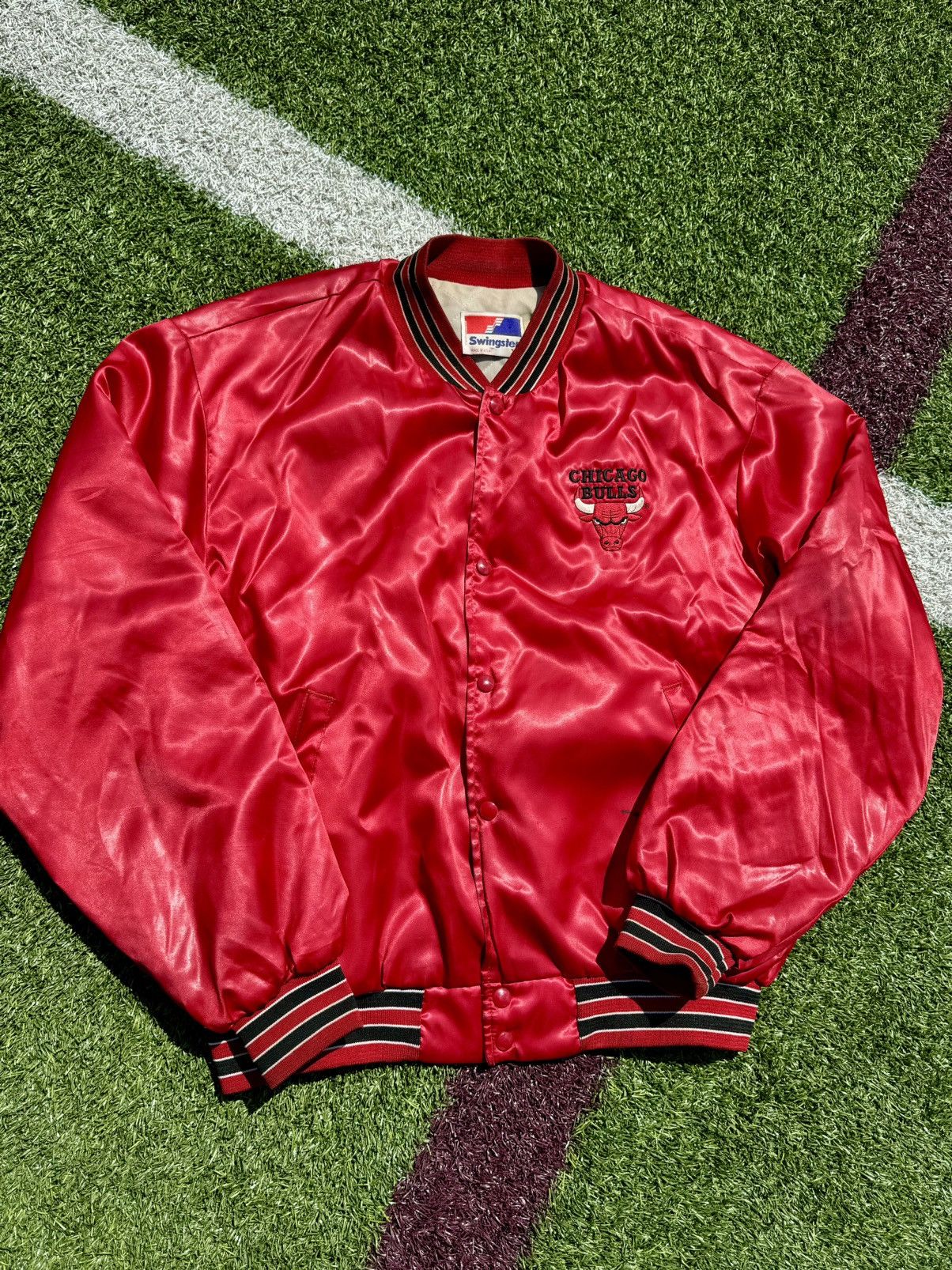 Chalk Line × NBA × Vintage Chicago Bulls 90’s Vintage Chalk Line Satin Jacket Size US XL / EU 56 / 4 - 3 Thumbnail