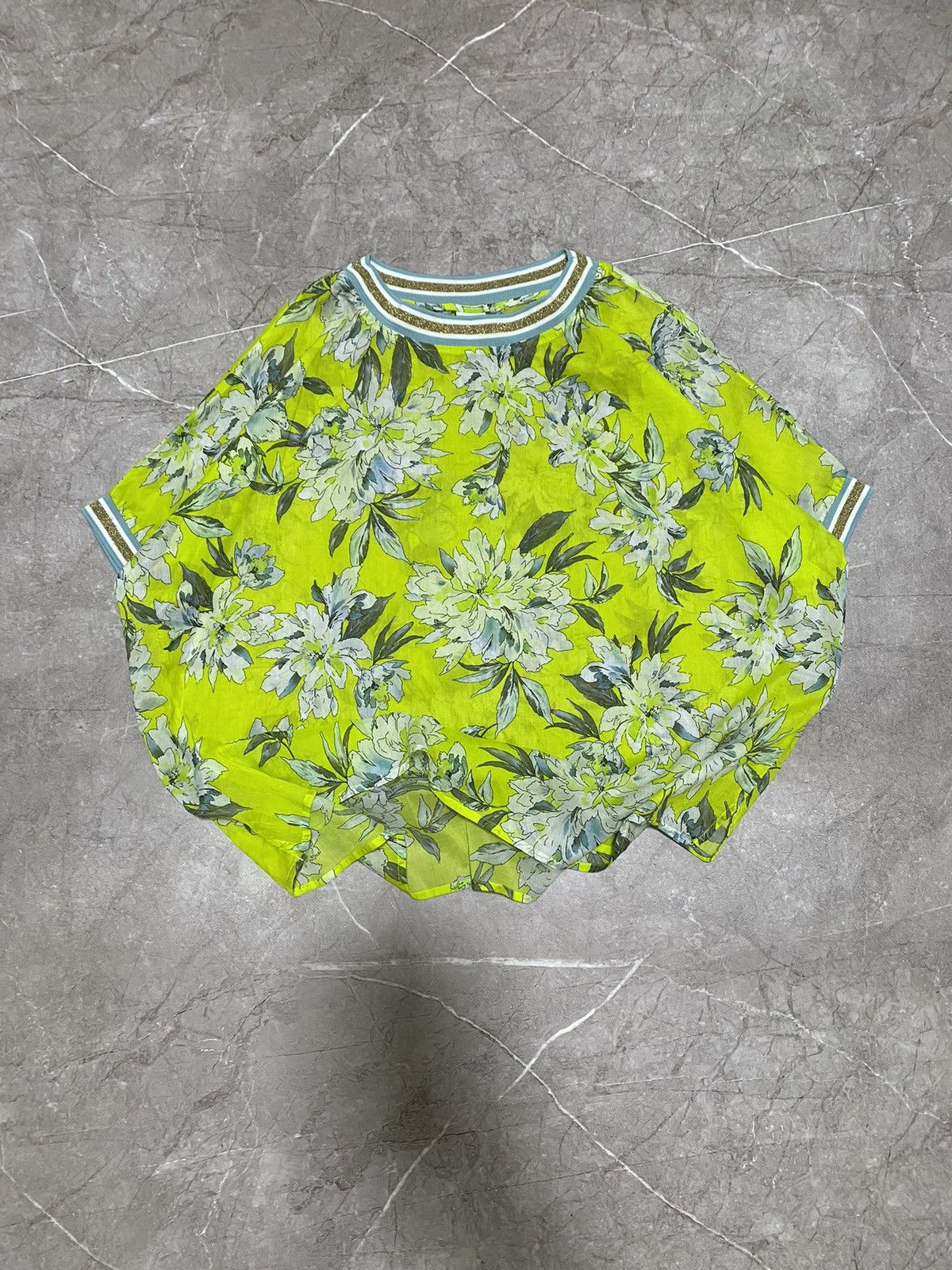 Designer Emily Van Den Bergh Blouse Tunic Floral Over Print Oversized Size L / US 10 / IT 46 - 2 Thumbnail