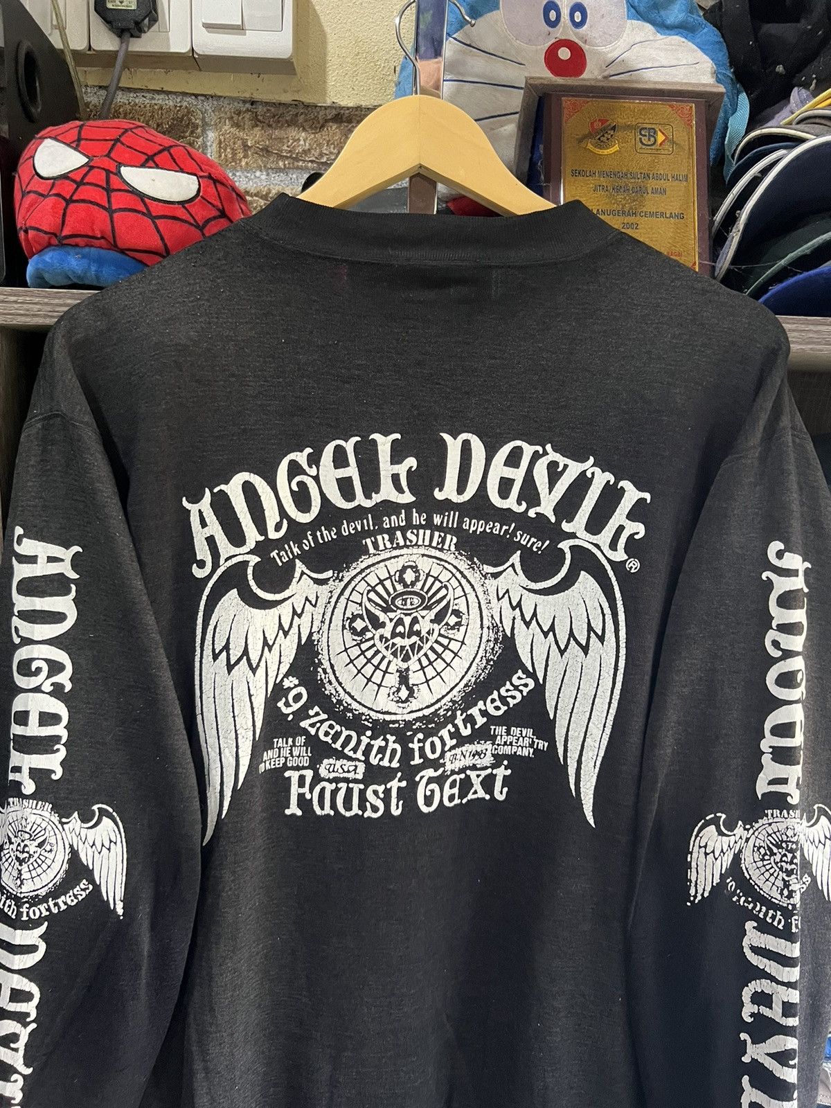 If Six Was Nine 🔥Vintage Angel Devil 9 Zenith Fortress Sweatshirt Size US M / EU 48-50 / 2 - 12 Thumbnail
