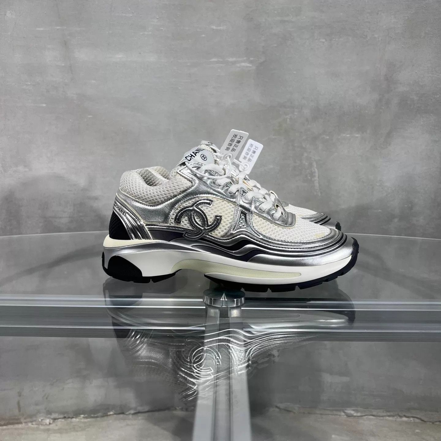 Chanel CHANEL Silver Horn King Women's Pumps 35 Size US 4.5 / IT 34.5 - 2 Thumbnail