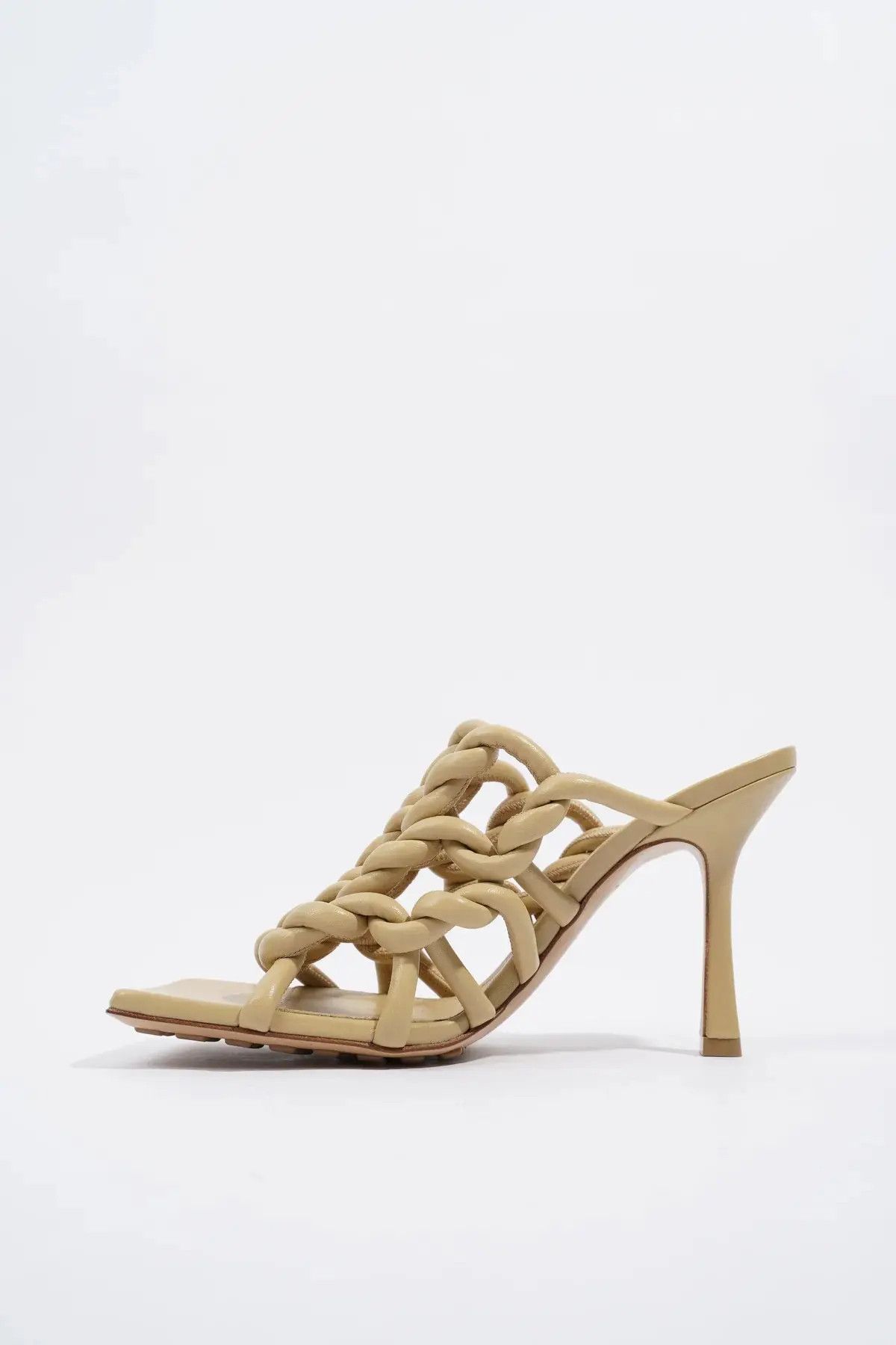 Bottega Veneta o1bcso1str0924 Stretch Twist Mules in Beige Size US 9.5 / IT 39.5 - 2 Thumbnail