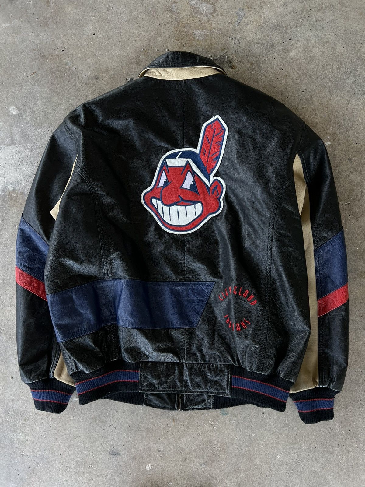 Salem Sportswear × Starter × Vintage Vintage 90’s Cleveland Indians MLB Leather Jacket Size US L / EU 52-54 / 3 - 2 Thumbnail