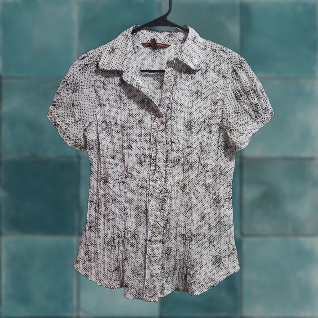 Vintage MacDougal & Houston Top Women L White Black Polka Dot Floral Embroidered Ruffle Button-Up Short Sleeve Collared Size L / US 10 / IT 46 - 1 Thumbnail