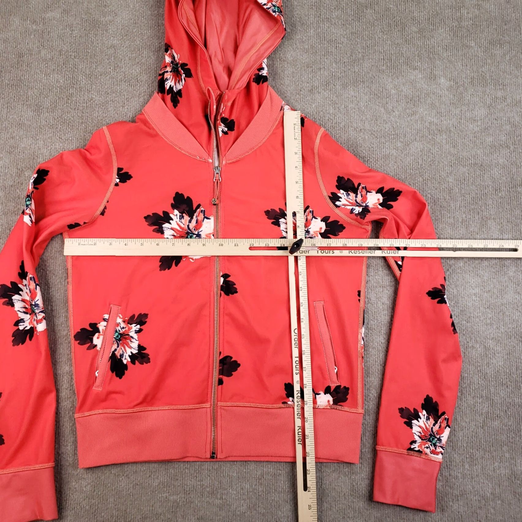 Lululemon Lululemon Jacket Womens Size 8 Orange Red Full Zip Floral Namaskar Atomic Flower Size M / US 6-8 / IT 42-44 - 2 Thumbnail