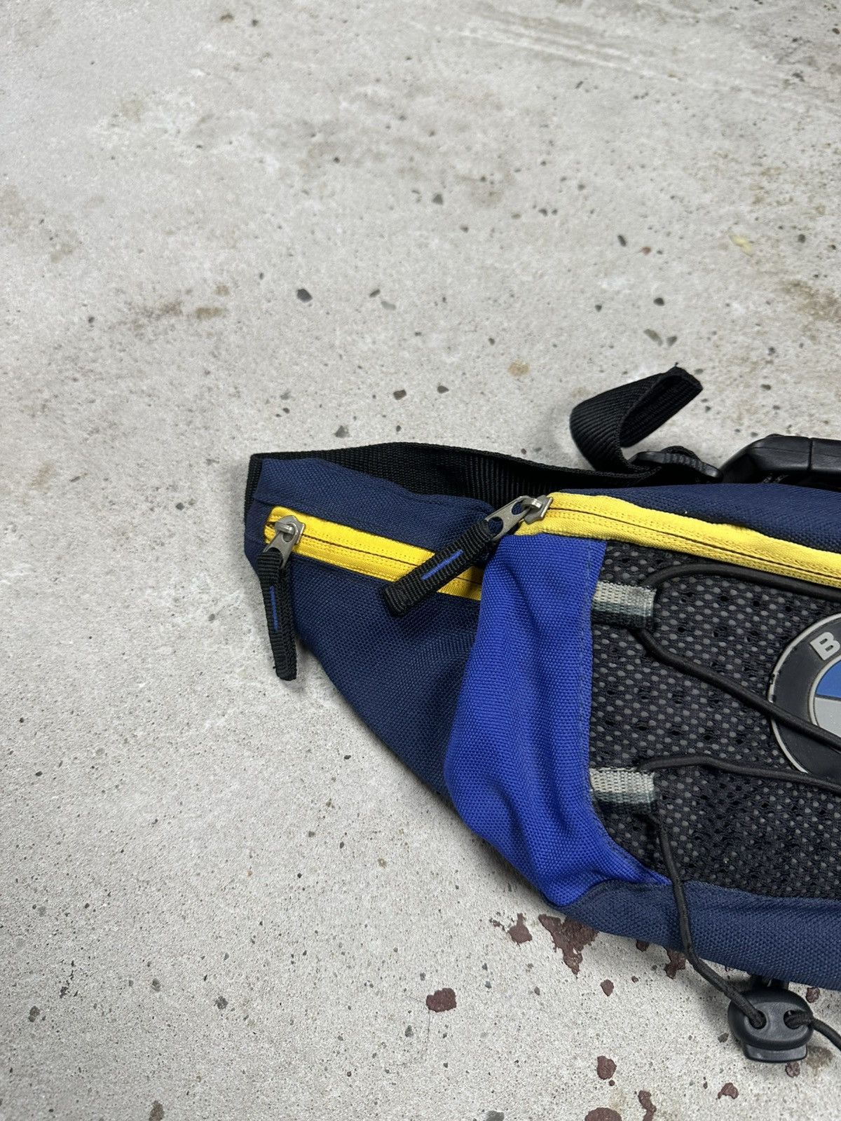 BMW Vintage Y2K BMW Big Logo Waist Bag Rare Size ONE SIZE - 3 Thumbnail