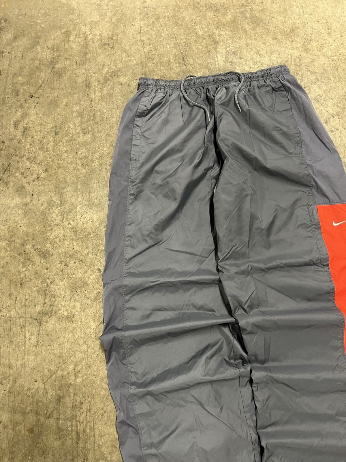 Nike × Vintage Nike track pants y2k baggy fit hype sporty wide leg skater Size US 32 / EU 48 - 7 Thumbnail