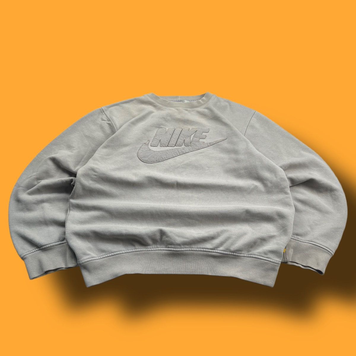 Nike × Vintage NIKE VINTAGE CENTER LOGO OVERSIZE BOXY SWEATSHIRT Size US S / EU 44-46 / 1 - 1 Thumbnail