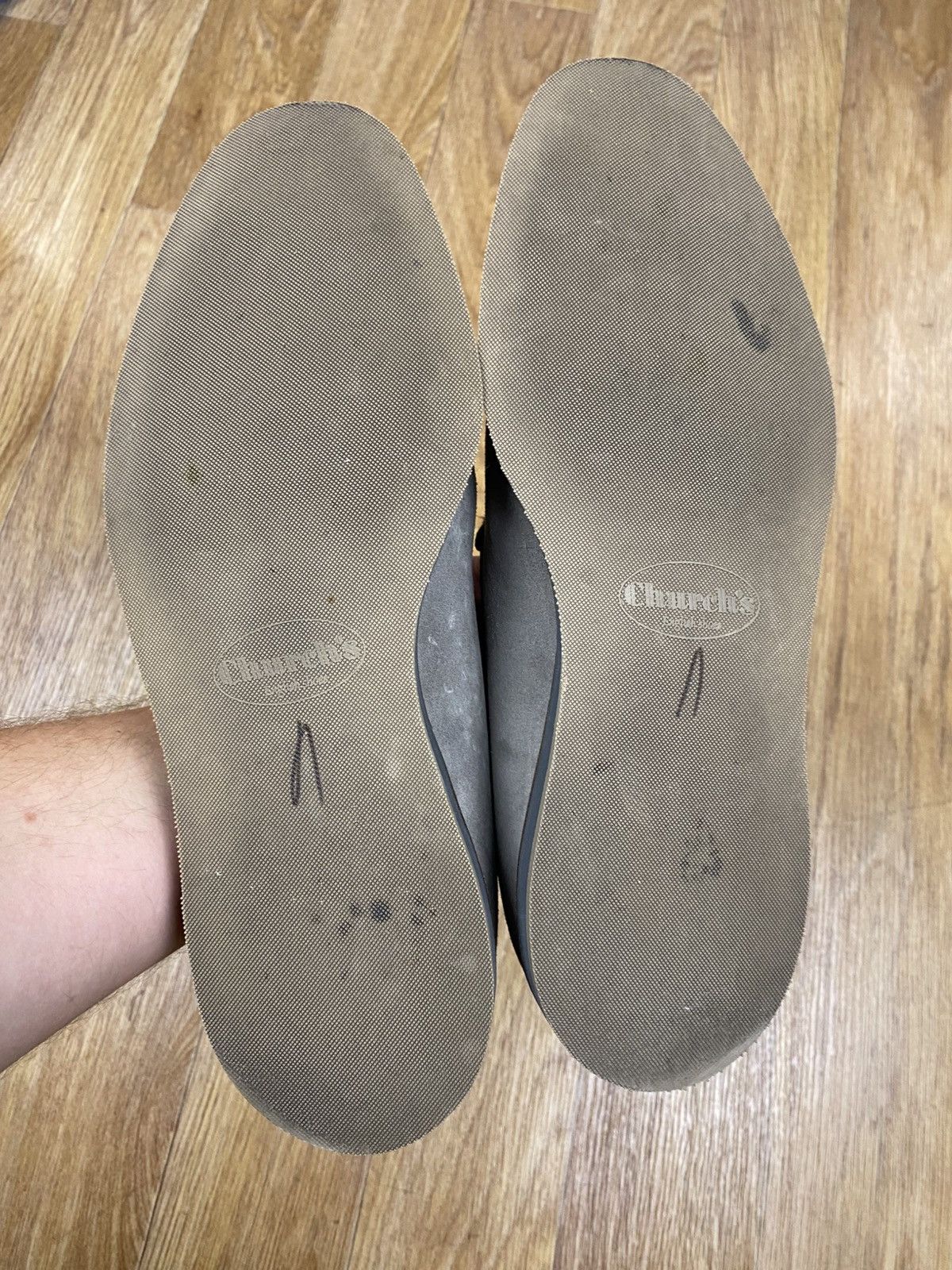 Church's Church’s Grey Suede Embroidered Crown Logo Slipper Shoes 42 Size US 9 / EU 42 - 11 Thumbnail