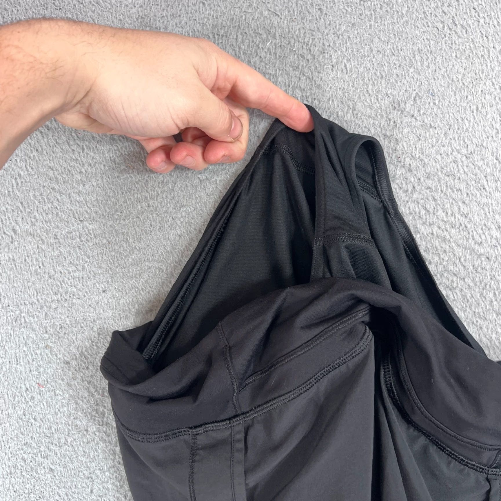 Lululemon Lululemon Women's Run Times Short Black 8 Back Zip Pocket Size 30" / US 8 / IT 44 - 6 Thumbnail