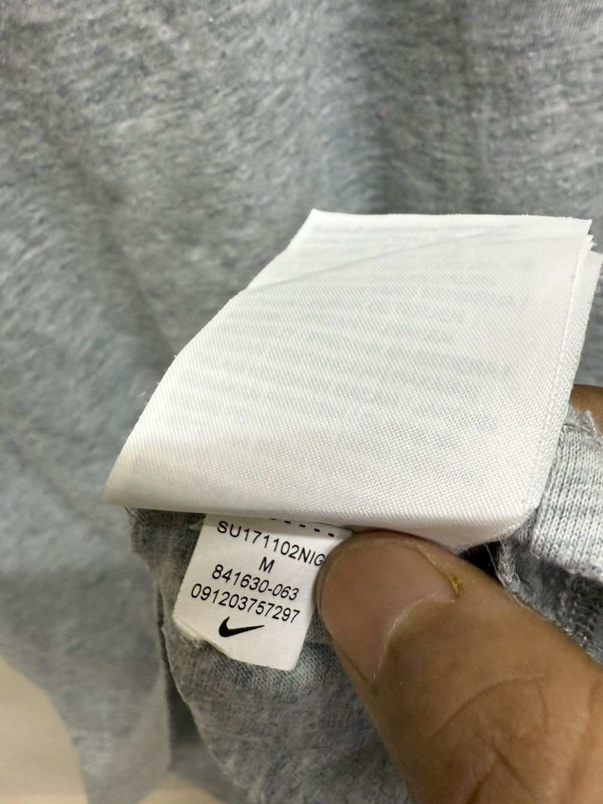 Nike NIKE SWOOSH LOGO SLEEVE TSHIRT Size US S / EU 44-46 / 1 - 9 Thumbnail
