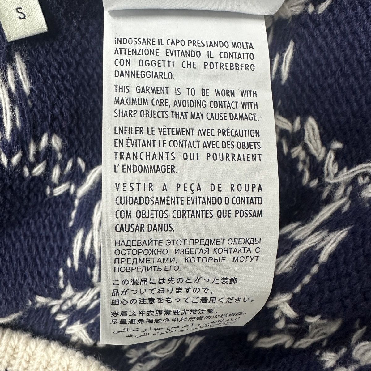 Gucci Authentic COA Gucci GG Jacquard Wool Sweater with Reindeer Size US S / EU 44-46 / 1 - 14 Thumbnail
