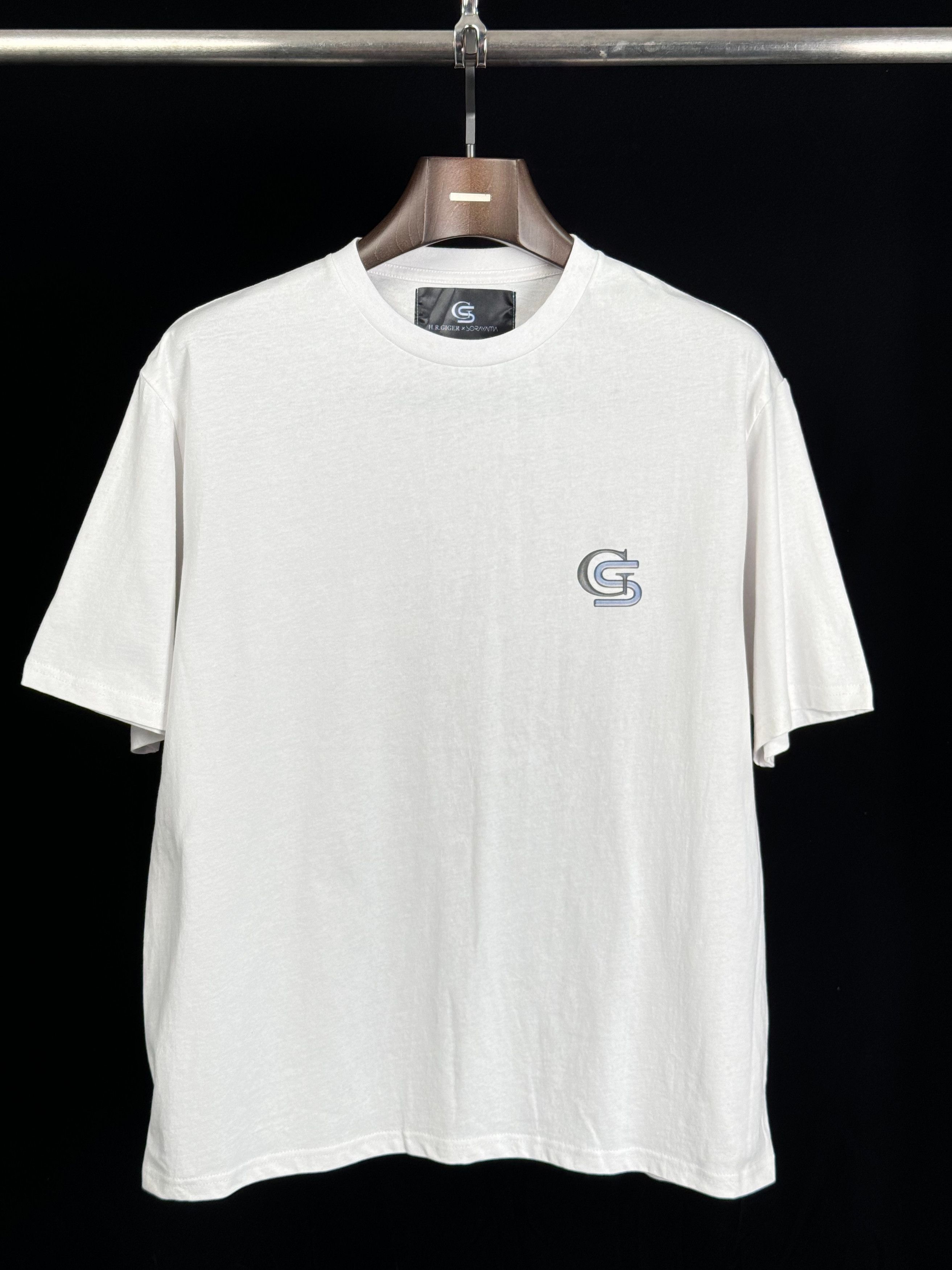 Club Sorayama H R GIGER tee L Size US L / EU 52-54 / 3 - 3 Thumbnail