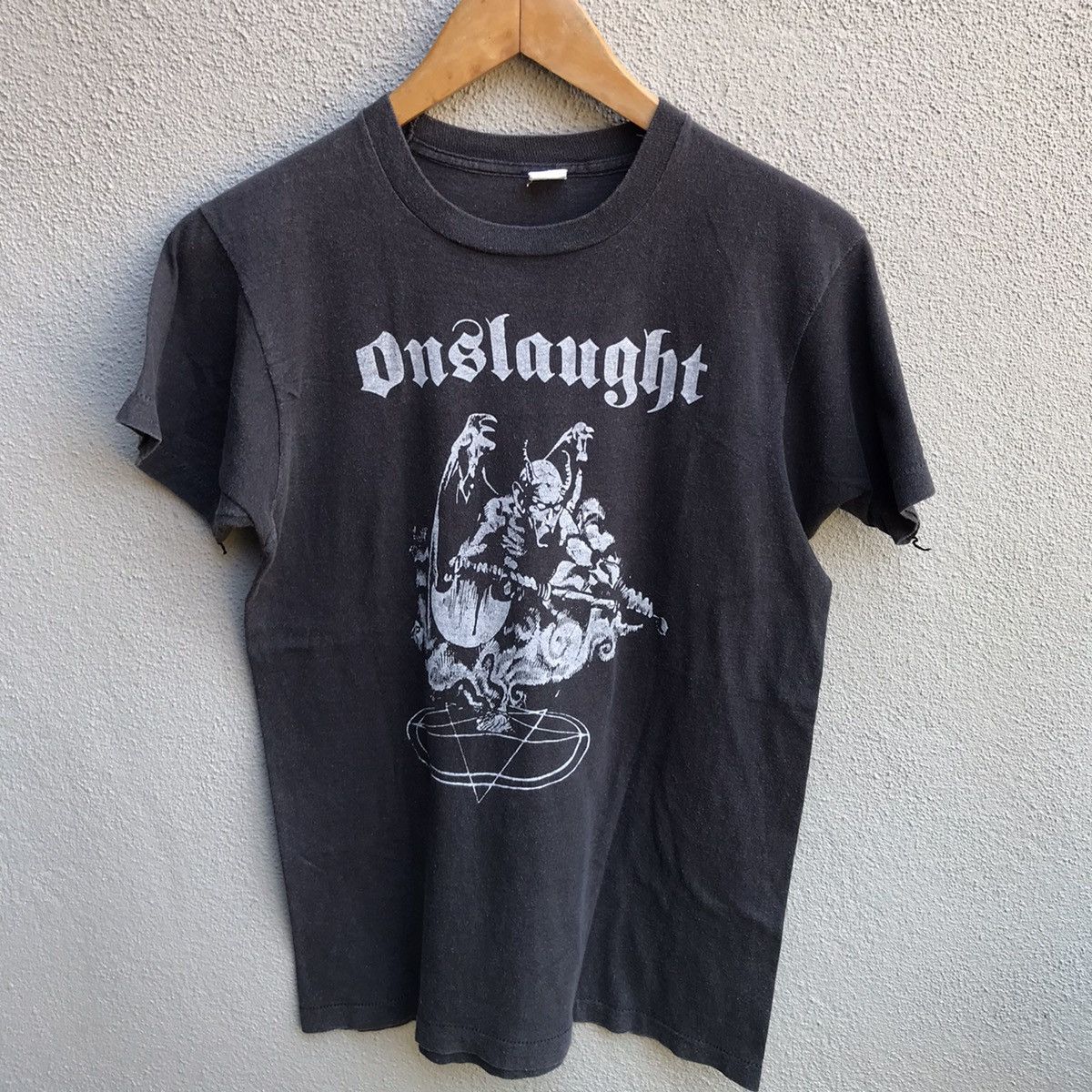 Band Tees Vintage 80s ONSLAUGHT band tee metal Size US S / EU 44-46 / 1 - 2 Thumbnail