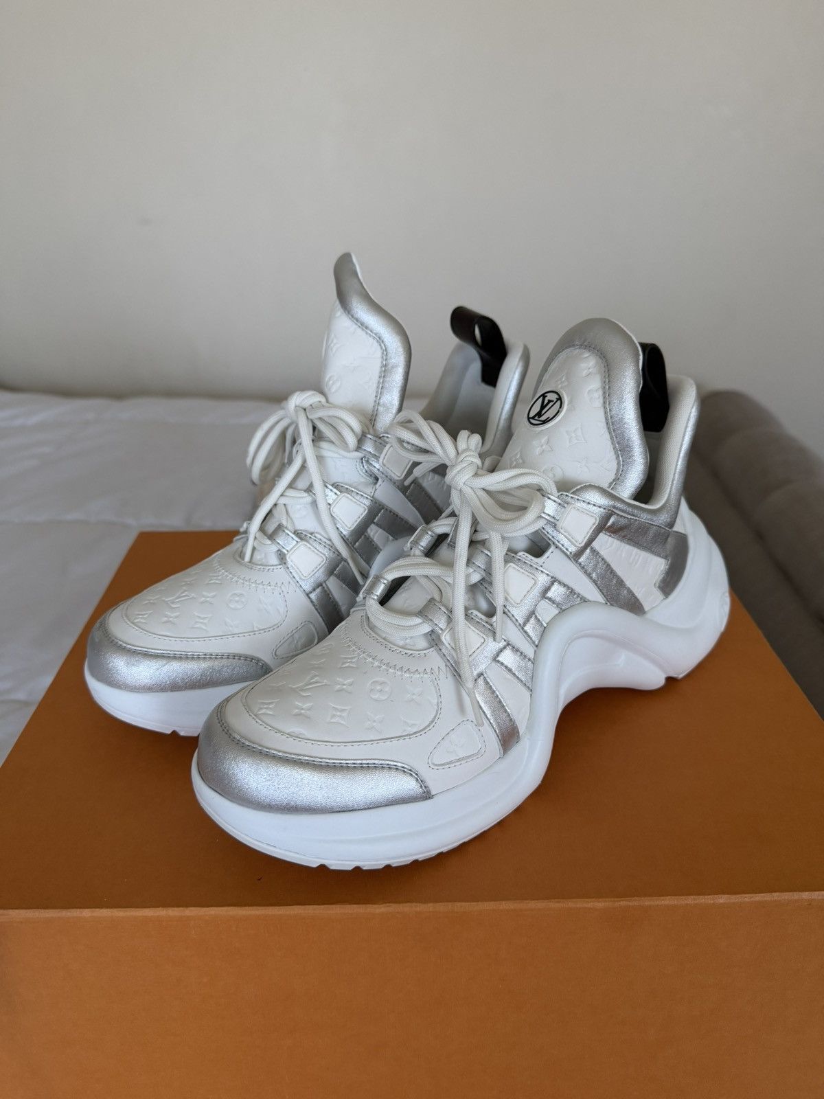 Louis Vuitton Louis Vuittion Archlight Sneakers Size US 12 / IT 42 - 1 Thumbnail