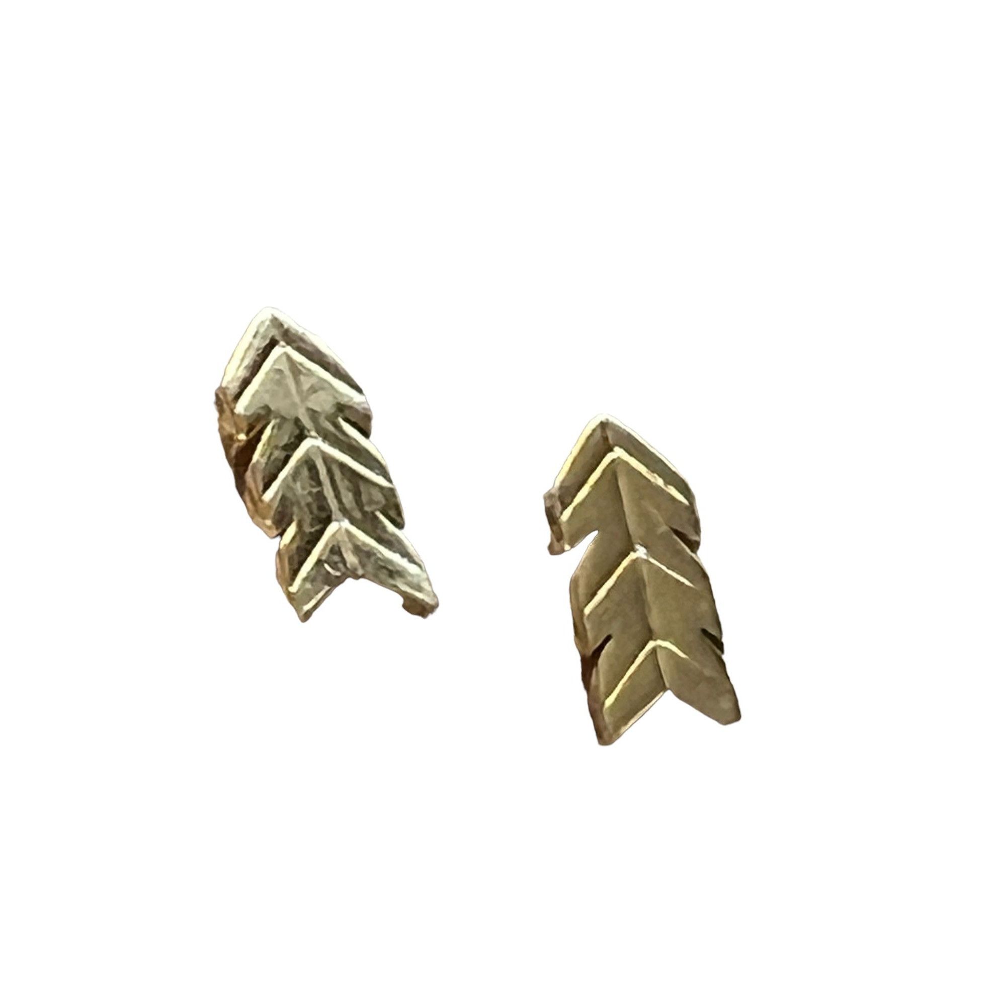 Other Arrow Gold Tone Stud Pierced Earrings Signed gg .5" Size ONE SIZE - 2 Thumbnail