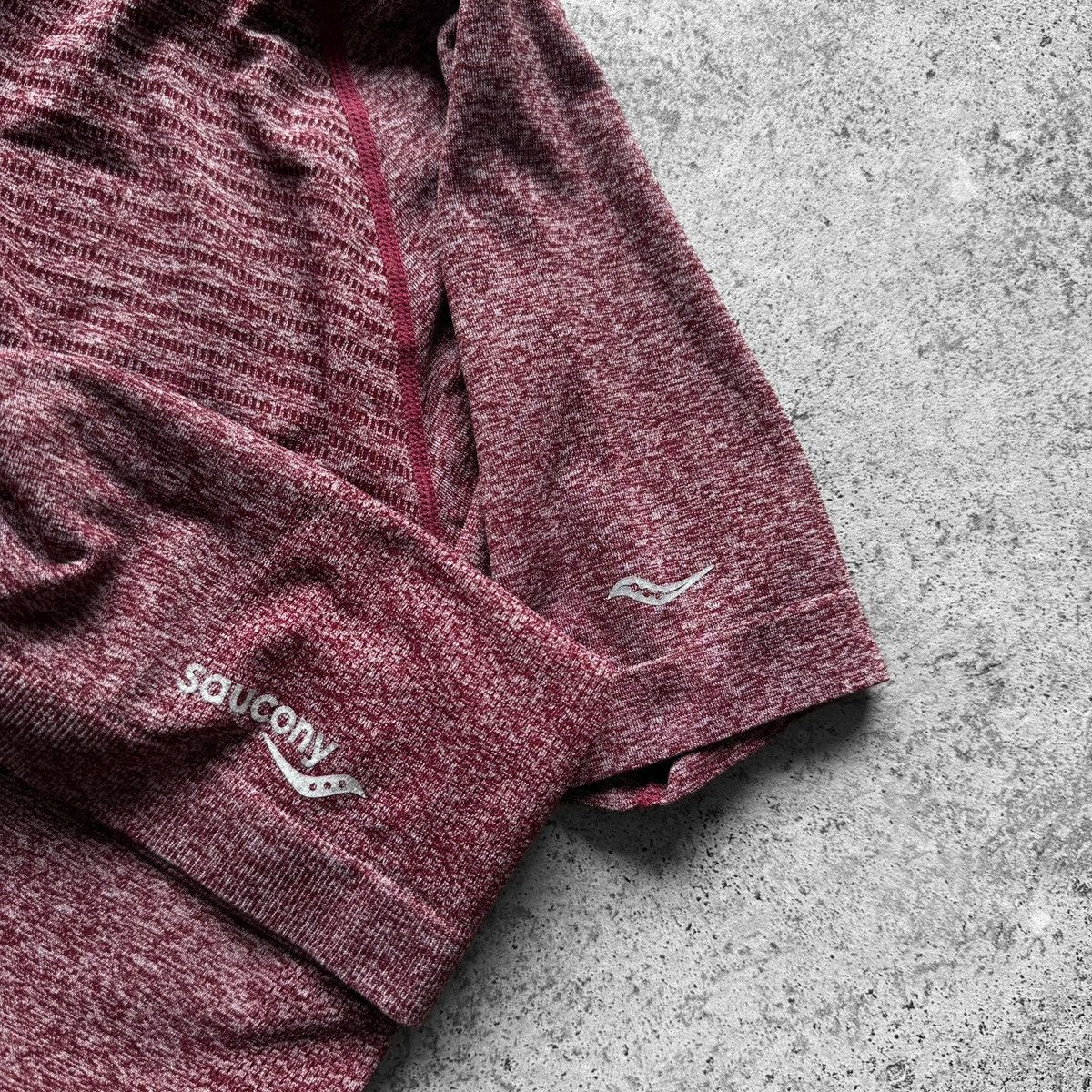 Saucony Saucony Mens Burgundy Heathered Running Training T-Shirt Size US S / EU 44-46 / 1 - 3 Thumbnail