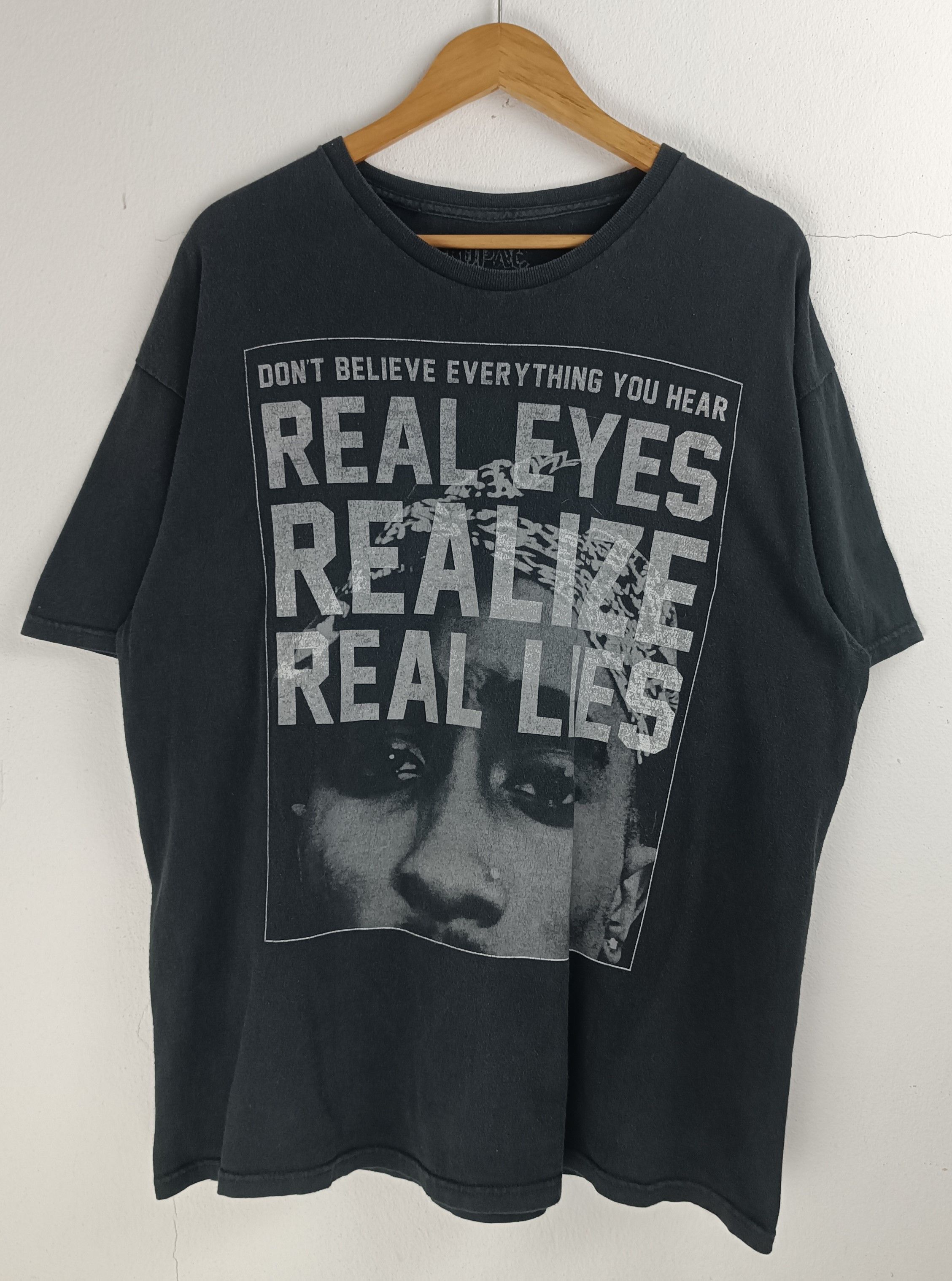 Rap Tees VINTAGE Y2K FADED TUPAC REAL EYES TEE biggie snoop nas Size US XL / EU 56 / 4 - 6 Thumbnail