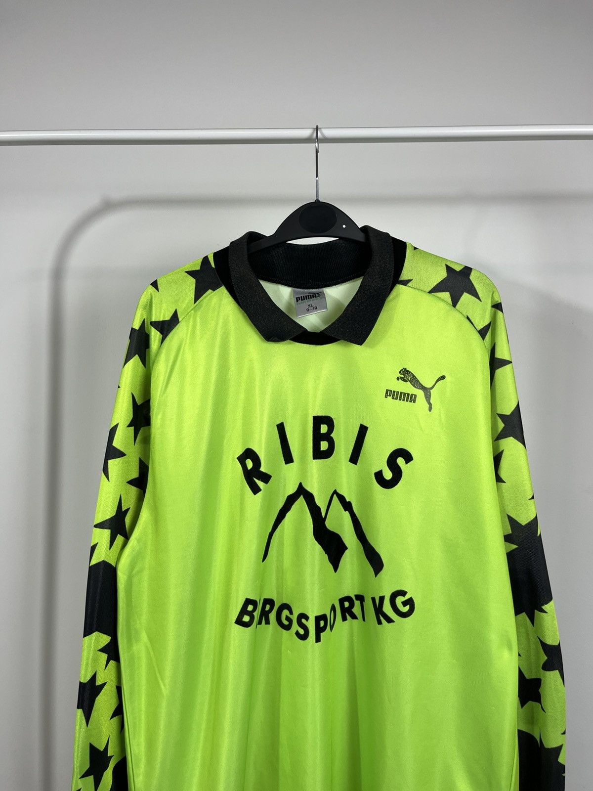Puma Vintage Puma Goalkeeper Jersey #1 Neon Green – Size XL Size US XL / EU 56 / 4 - 2 Thumbnail
