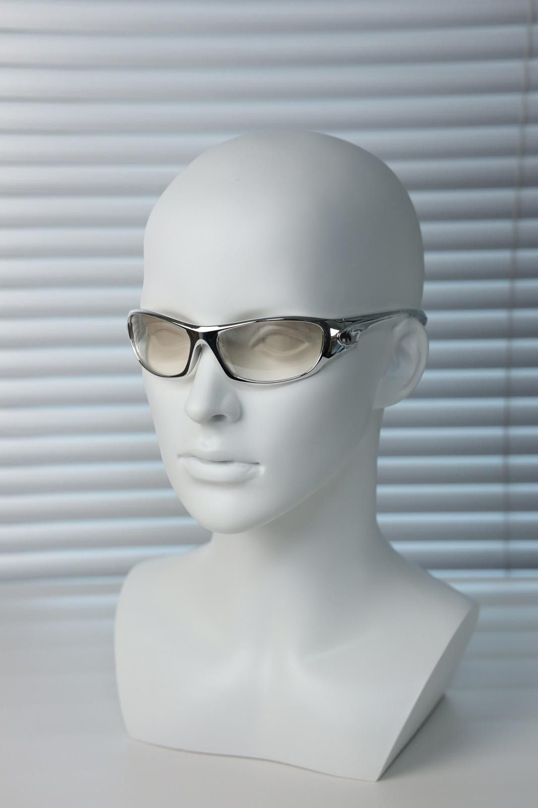 Japanese Brand Y2k Vtg Avant Garde Futuristic Sunglasses Silver OS Unisex Size ONE SIZE - 1 Thumbnail