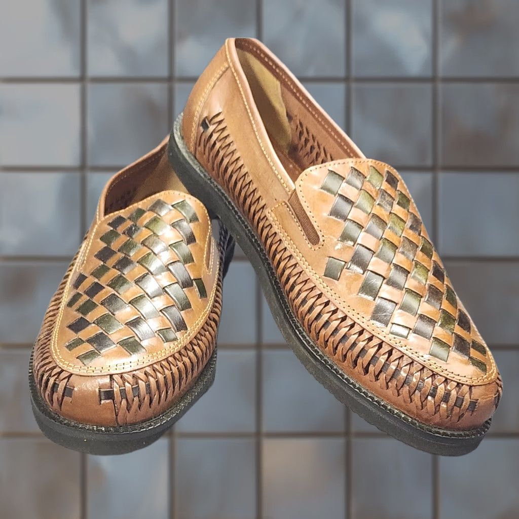 Vintage Deer Stags Loafers Slippers Mens 8 D Brown Leather Slip On Woven Casual Shoes Men's Front Slip On Size US 8 / EU 41 - 1 Thumbnail