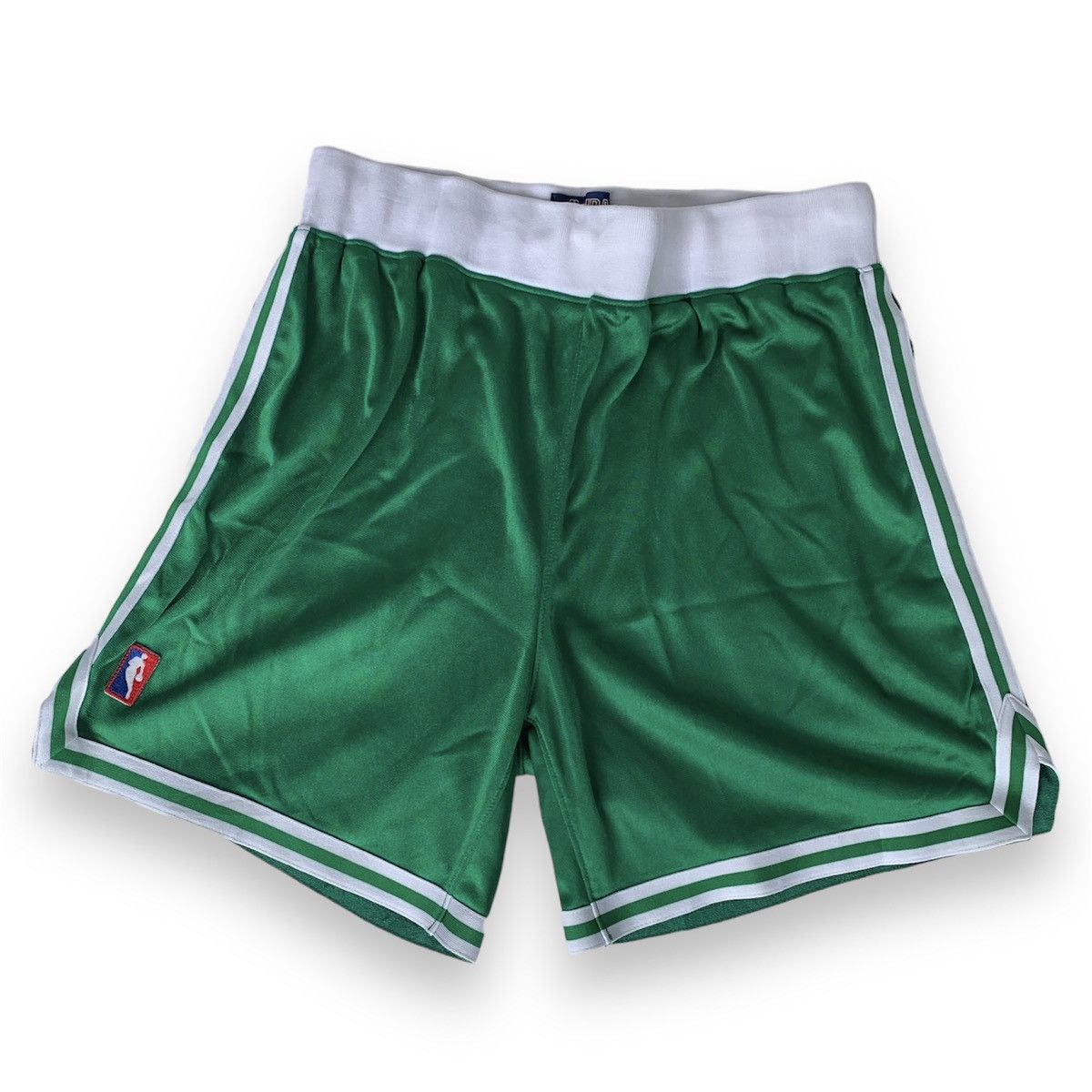 NBA × Vintage Vintage 80s boston celtics shorts Size US 33 - 2 Thumbnail