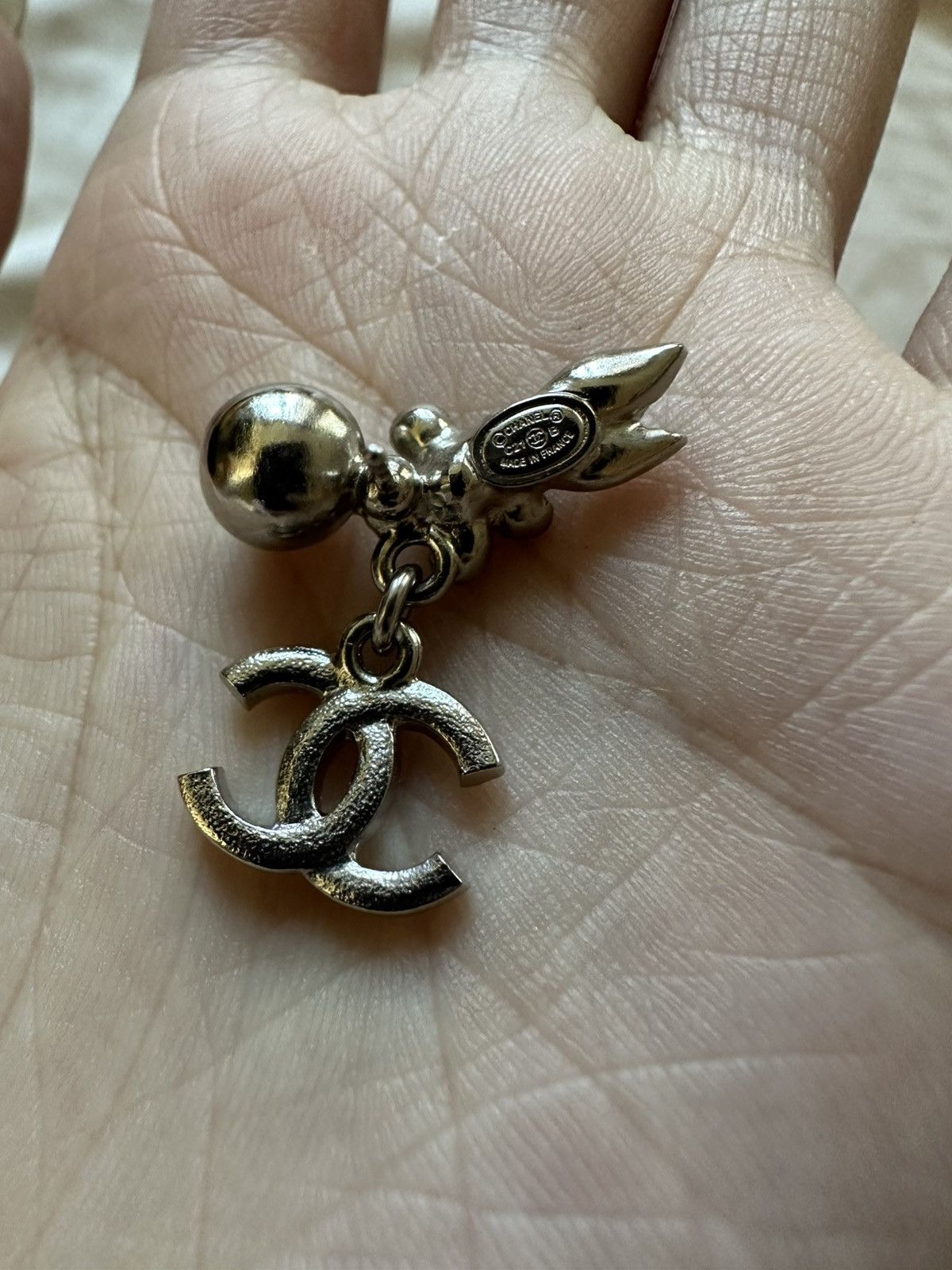 Chanel Chanel 21B pearl flower CC earring Size ONE SIZE - 7 Thumbnail
