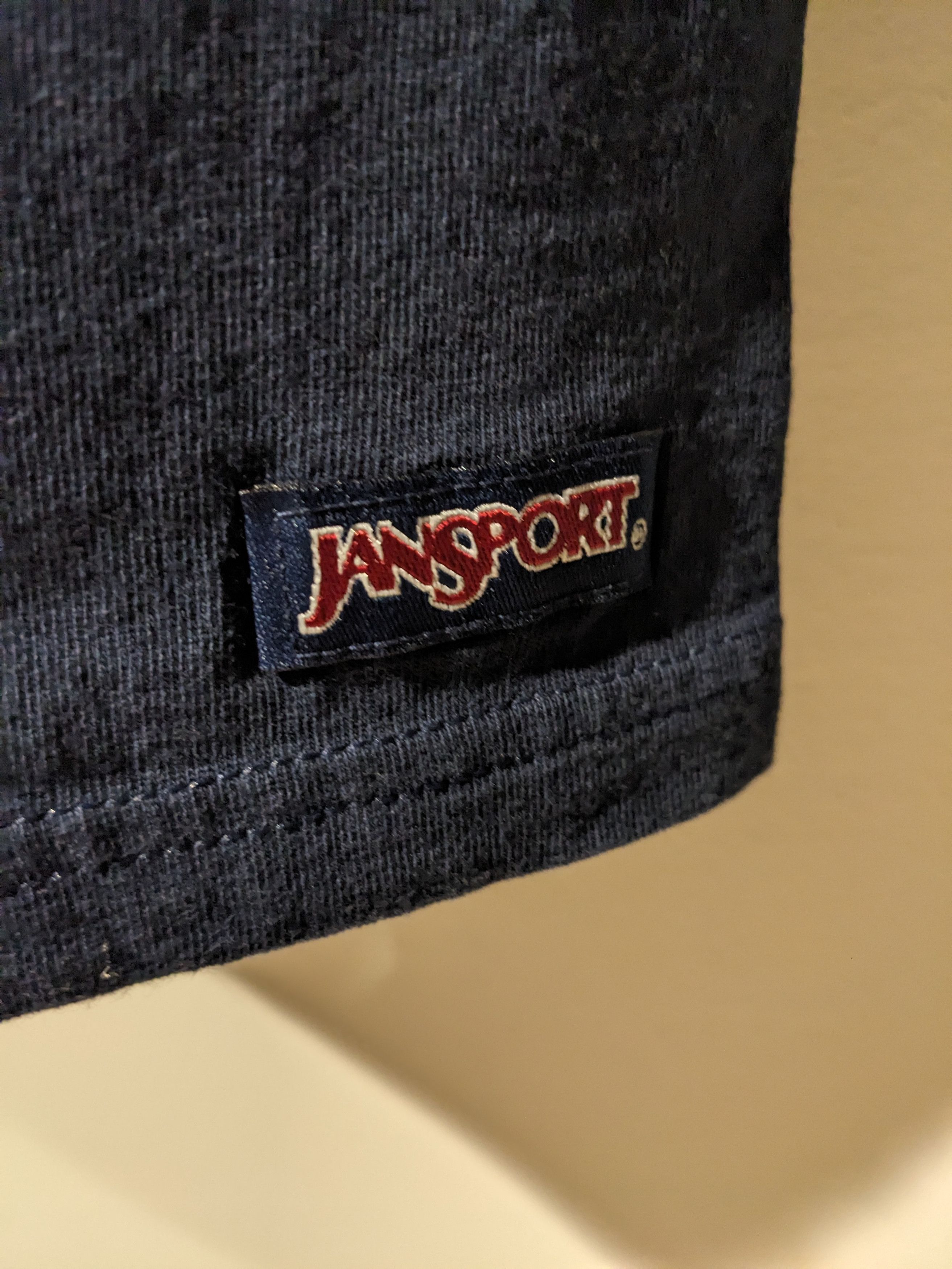 Jansport × Vintage Vintage 90s Old Notre Dame Fighting Irish Jansport T-Shirt Size US XL / EU 56 / 4 - 3 Thumbnail