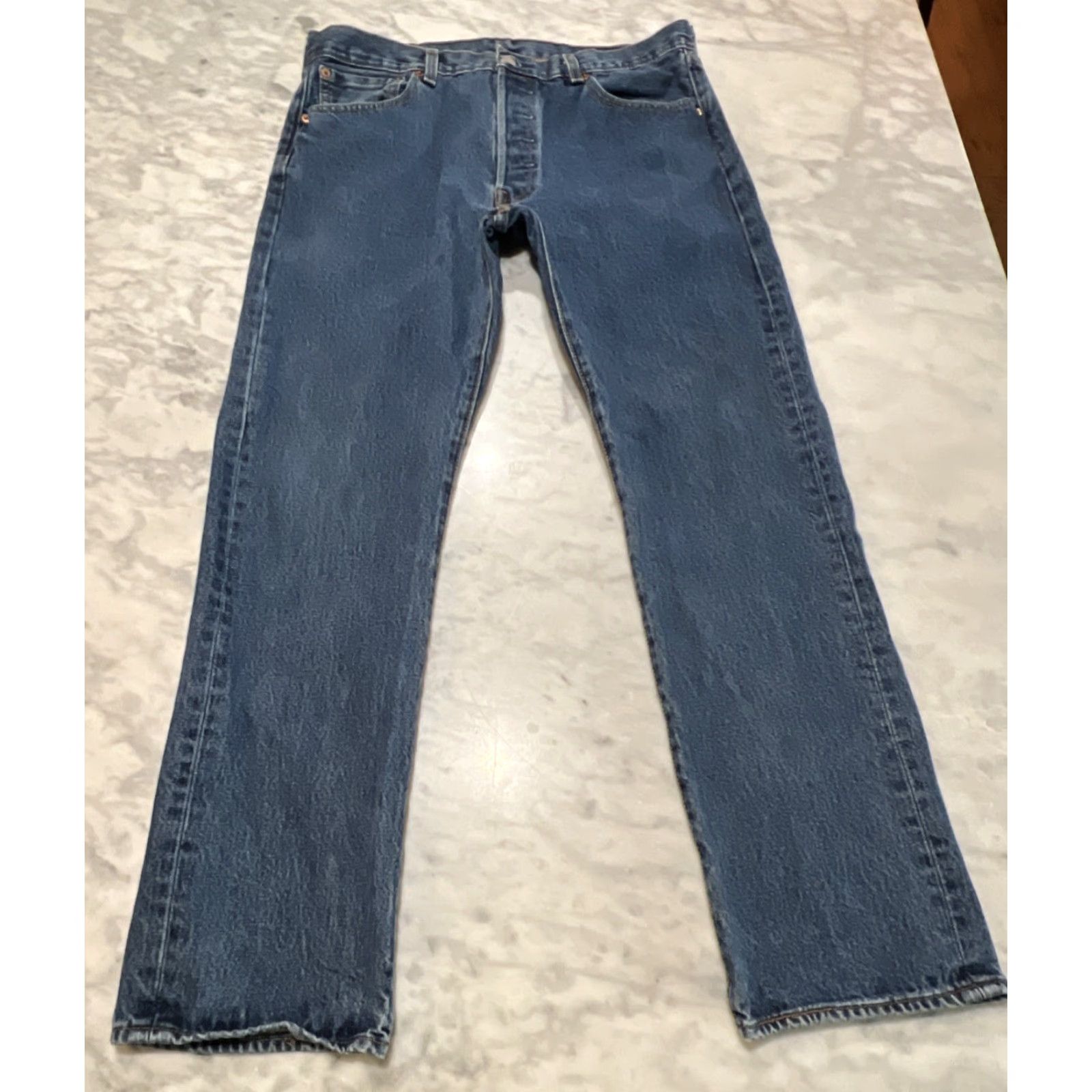 Levi's VINTAGE Levi’s 501 Jeans Button Fly Men 34x30 Blue Straight Classic Jeans 5-Pocket Denim Cotton USA Cowboy Size US 34 / EU 50 - 3 Thumbnail