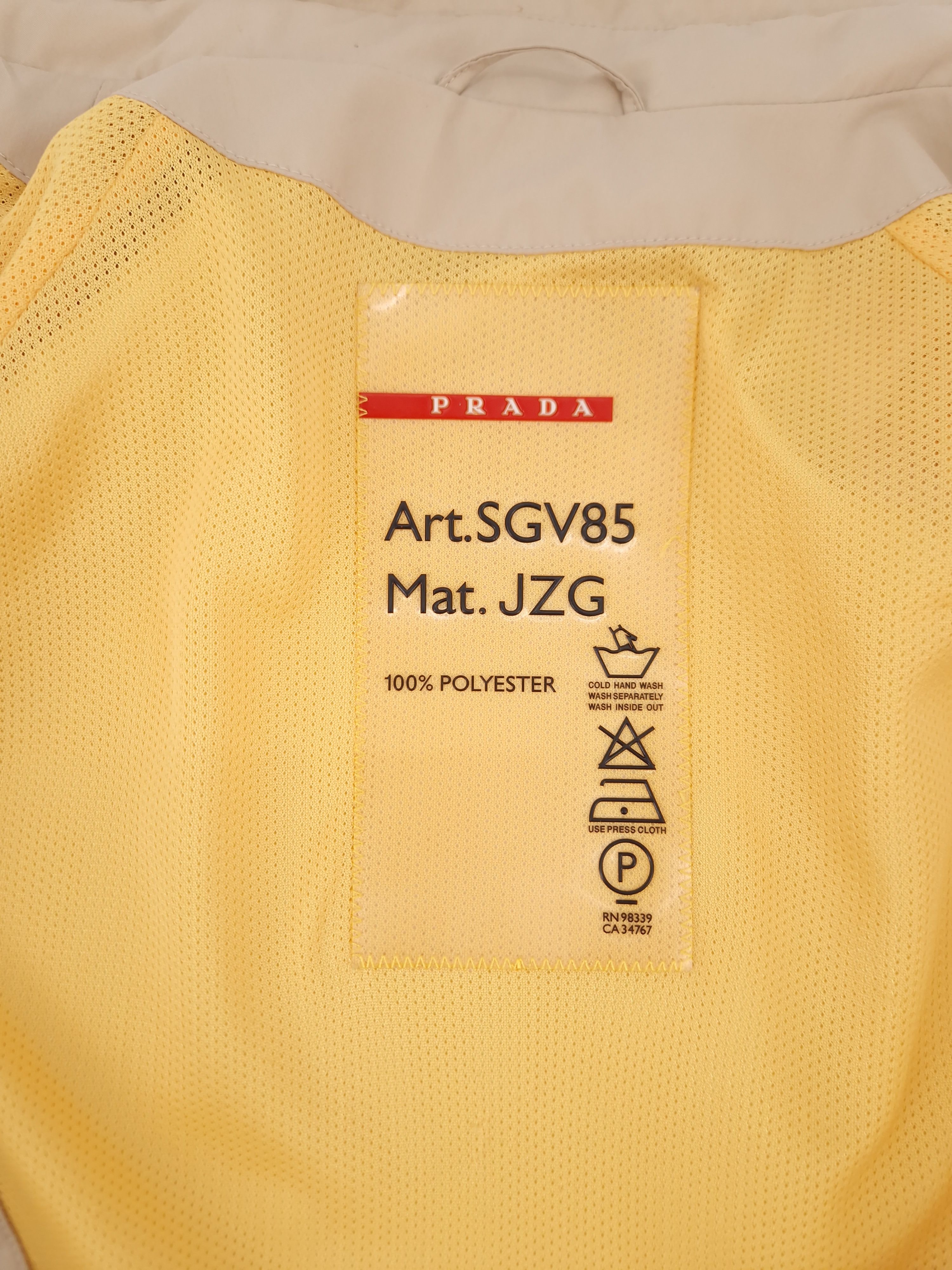 Prada Prada Gore-Tex Jacket Size US M / EU 48-50 / 2 - 14 Thumbnail