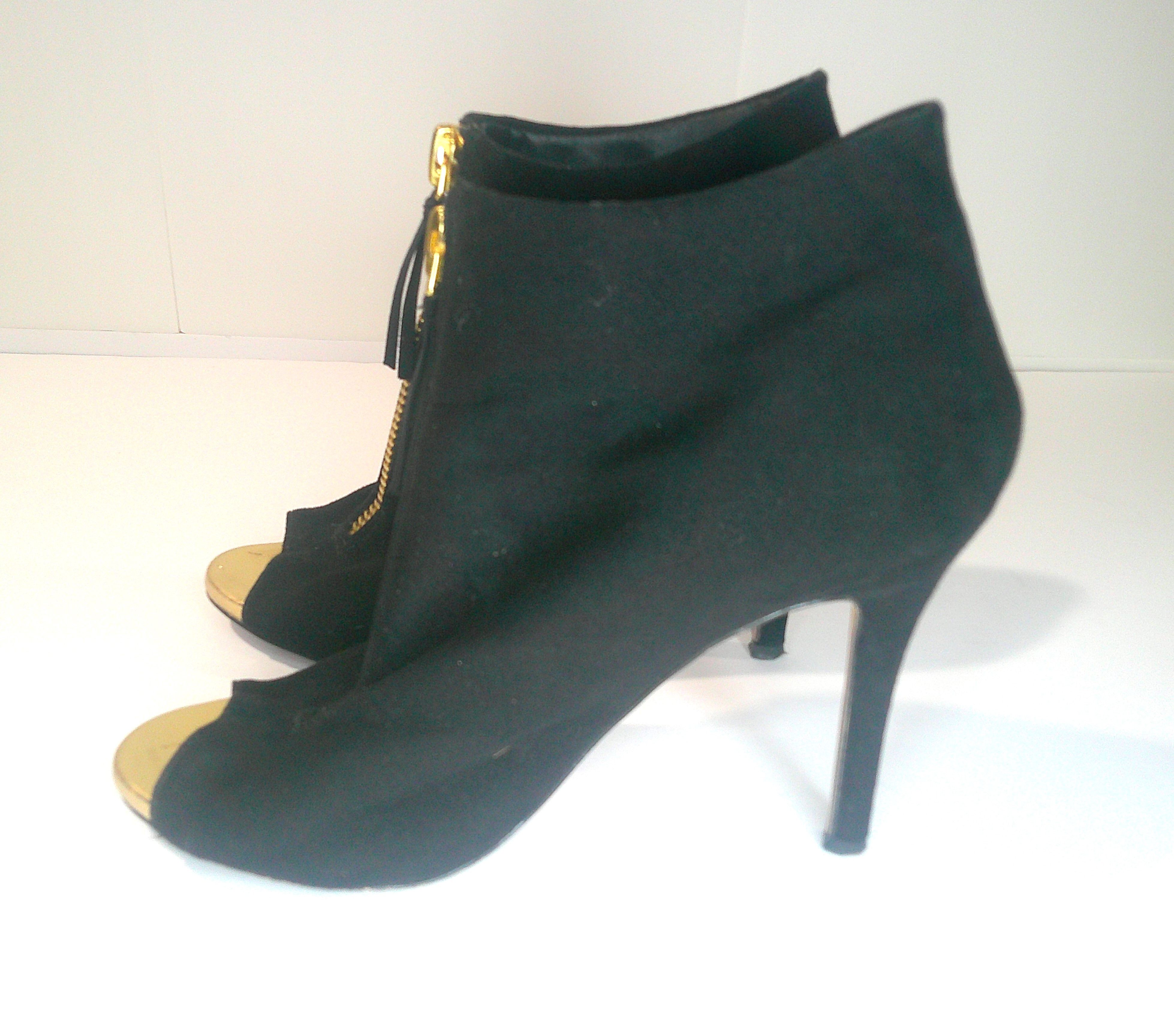 Steve Madden Madden Suede Gold Zip Open Toe Ankle Boots Heel Shoes in Black, Women's (Size 6.5)